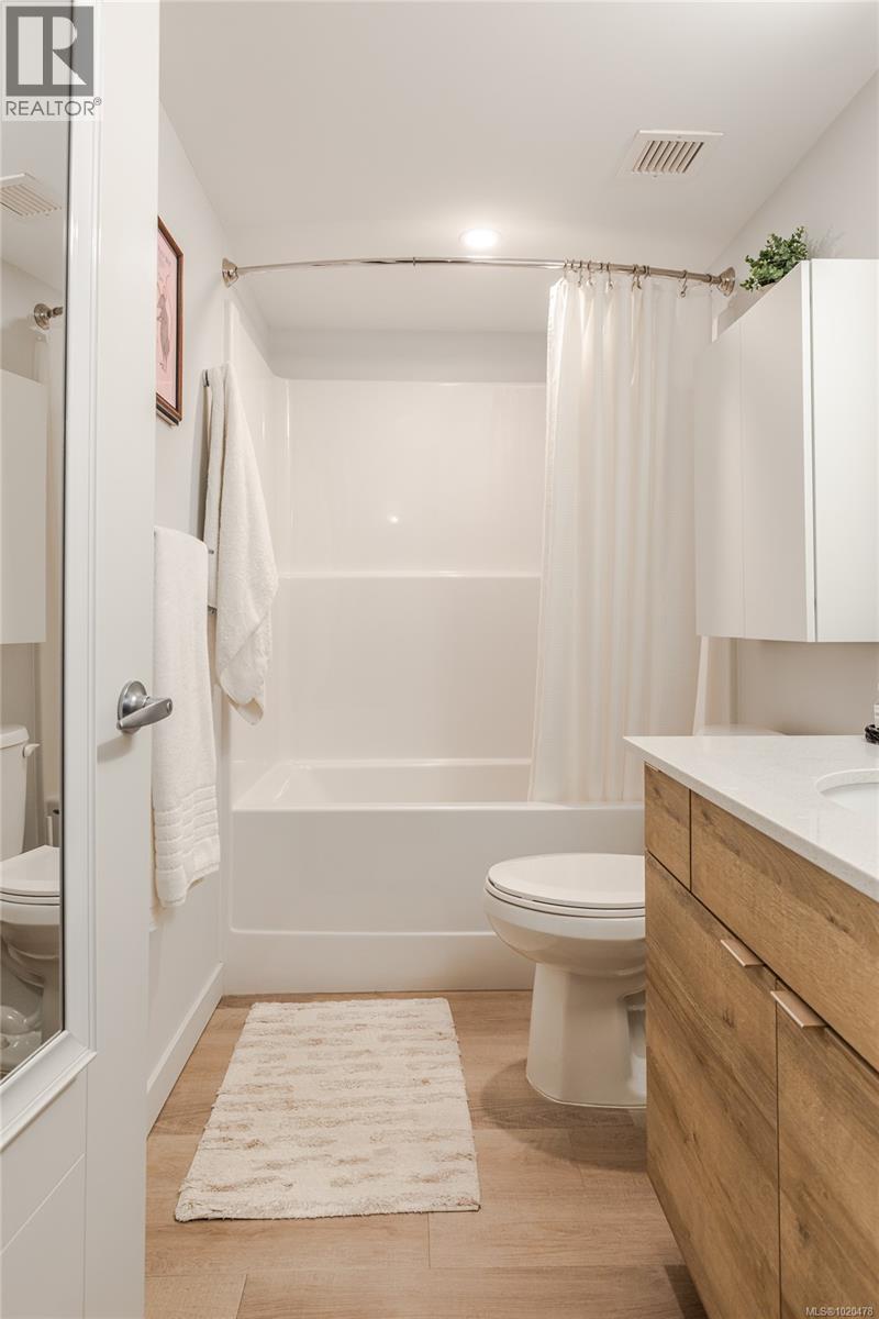 112 4820 Cedar Ridge Pl, Nanaimo