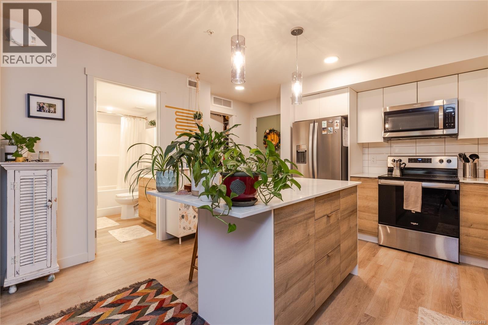 112 4820 Cedar Ridge Pl, Nanaimo