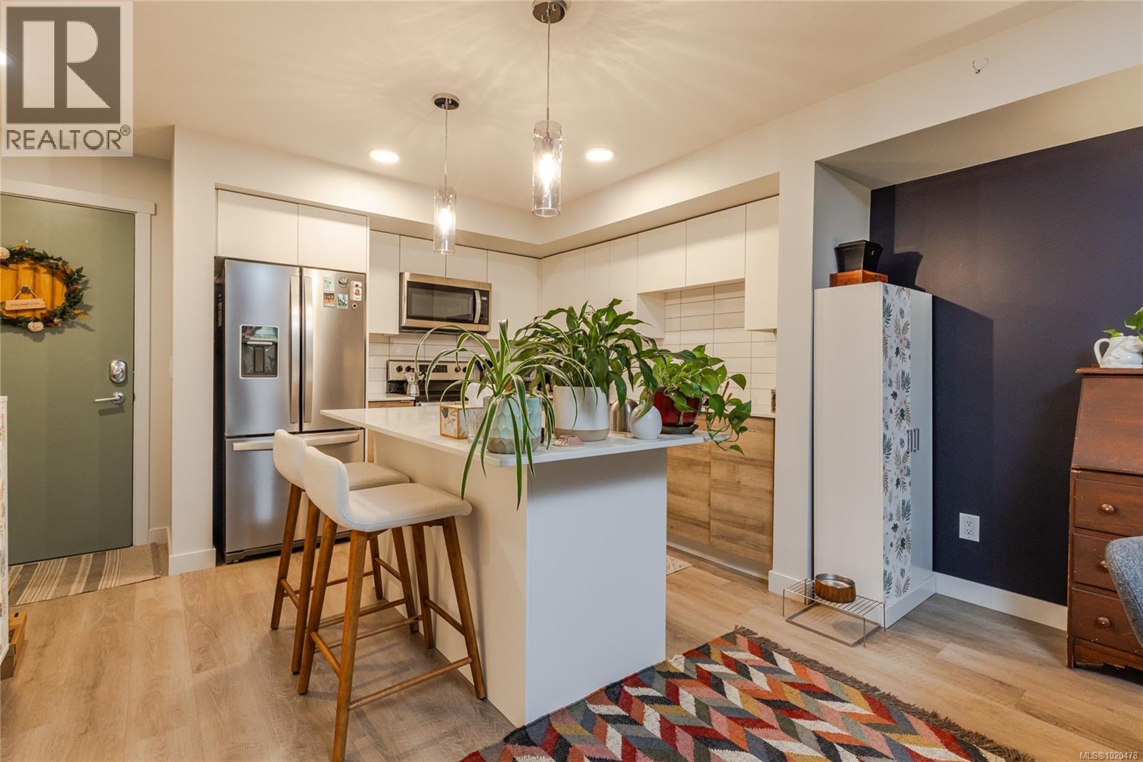 112 4820 Cedar Ridge Pl, Nanaimo