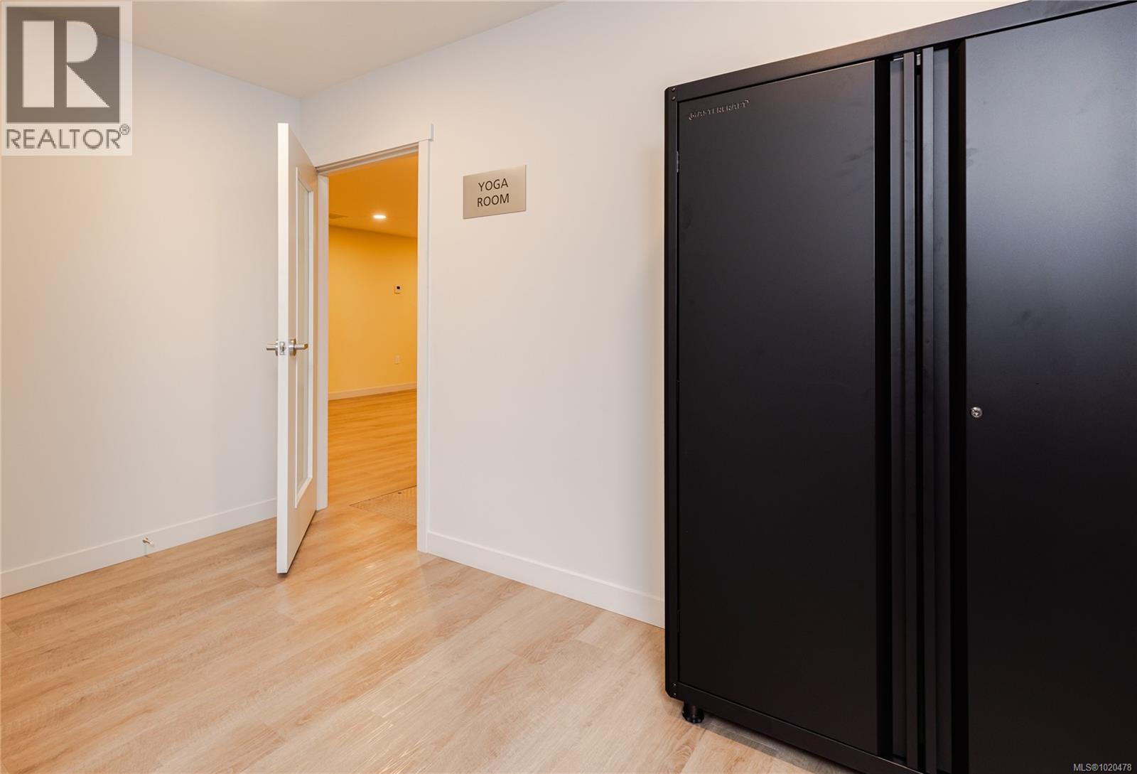 112 4820 Cedar Ridge Pl, Nanaimo