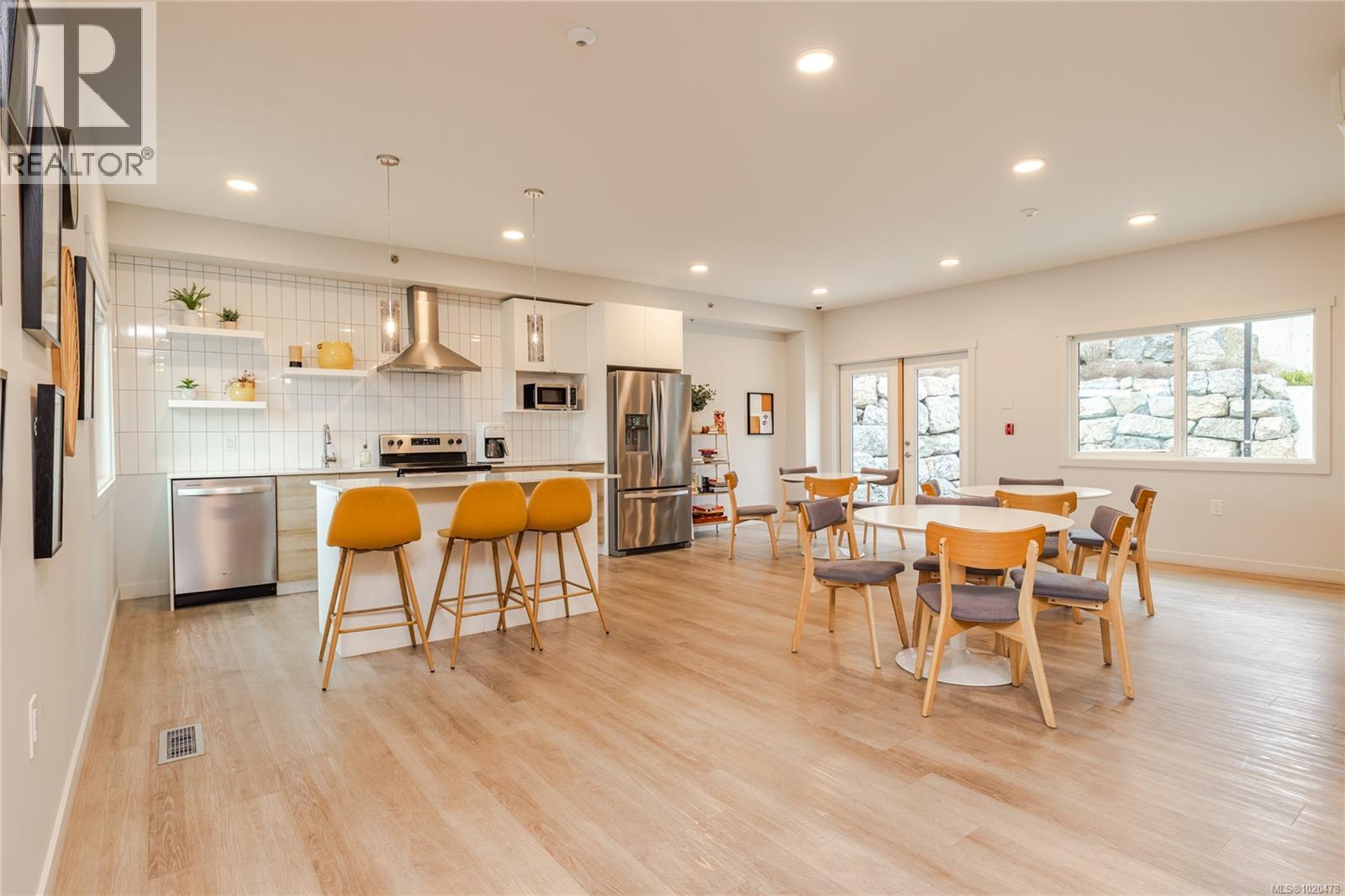 112 4820 Cedar Ridge Pl, Nanaimo