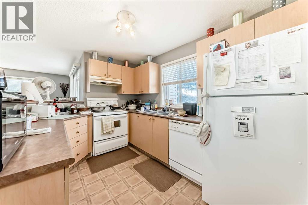 Single Family House for Sale in    Avenue SE McKenzie Towne Calgary 