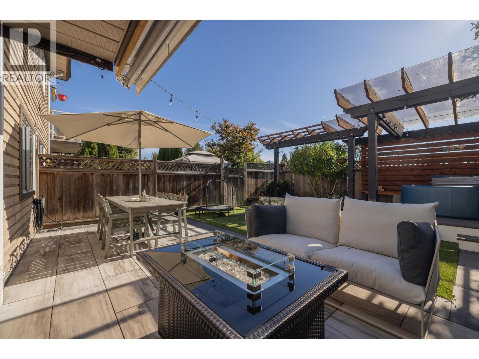 13 1872 HARBOUR STREET, Port Coquitlam