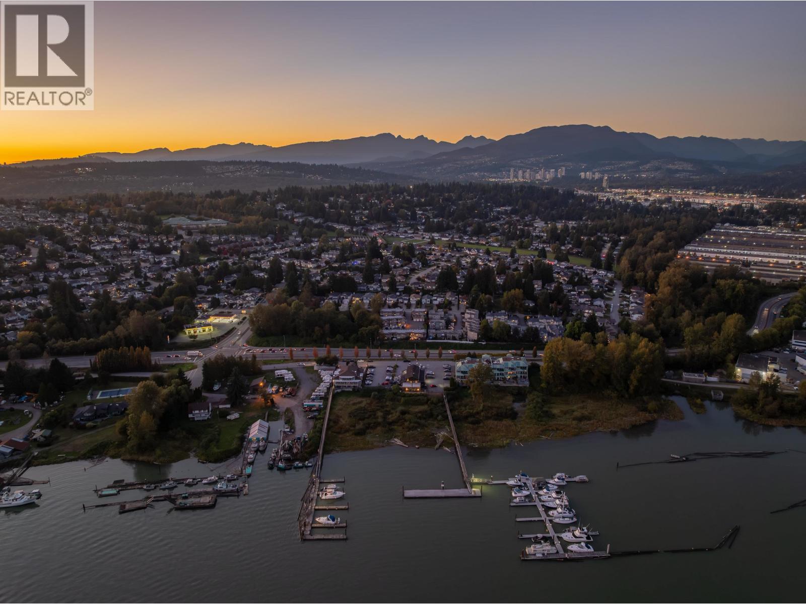 13 1872 HARBOUR STREET, Port Coquitlam