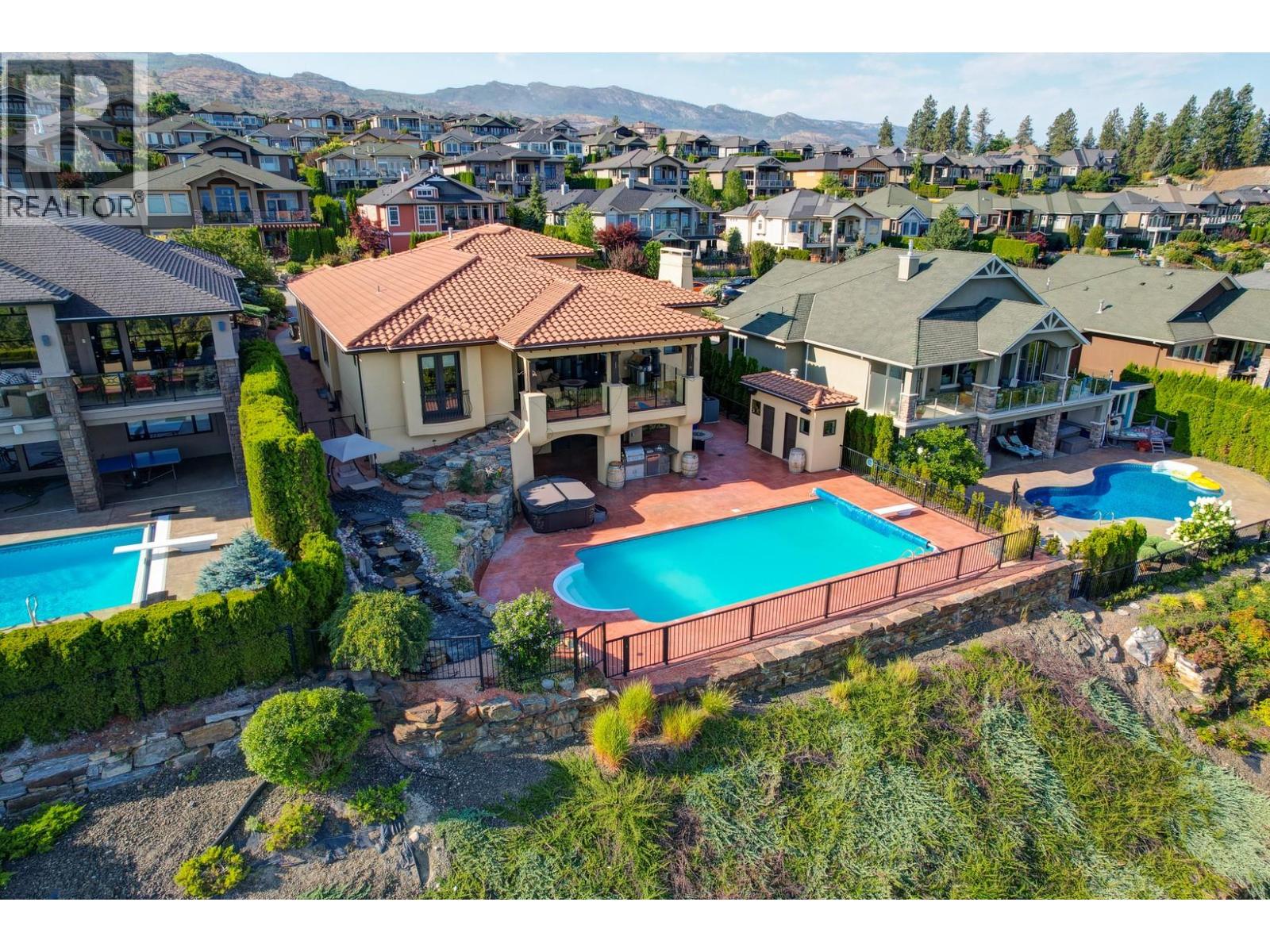  660 Almandine Court, Kelowna