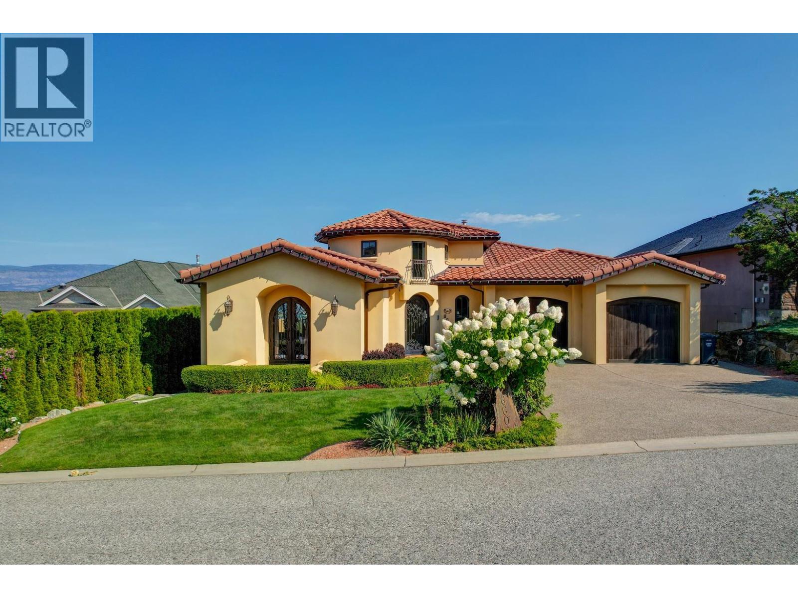  660 Almandine Court, Kelowna