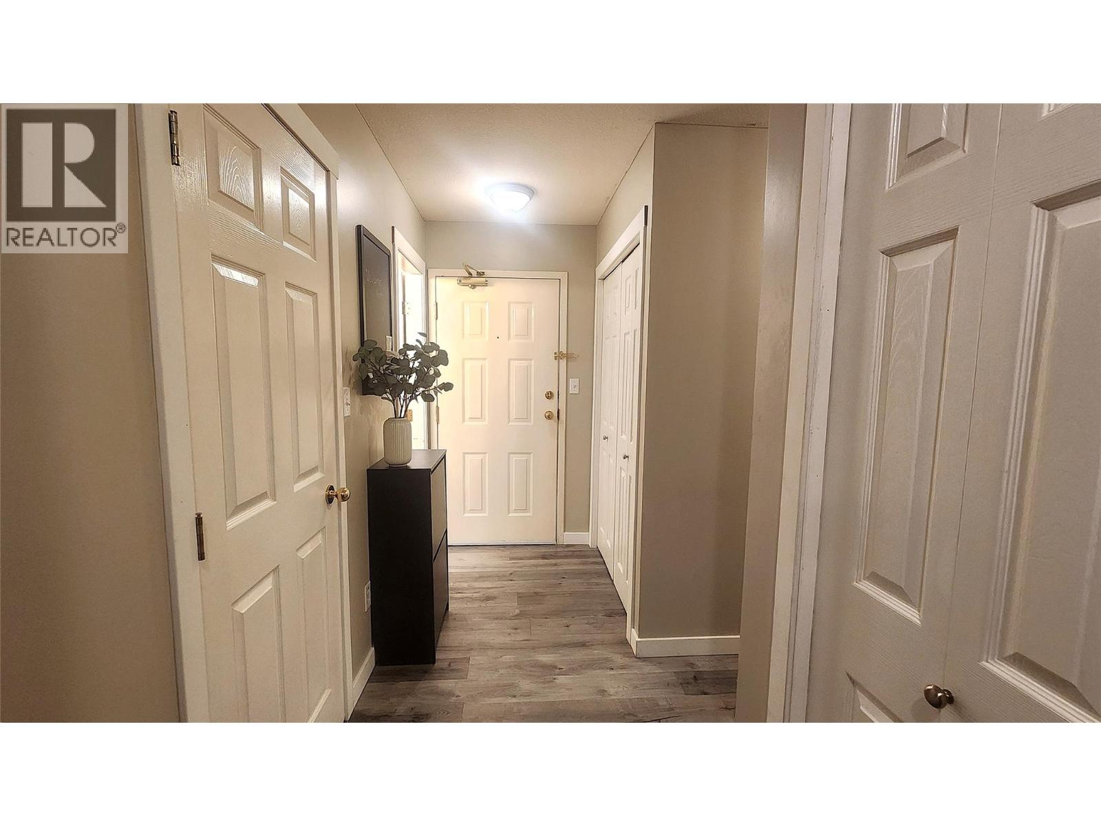 1295 12th Street Unit# 206, Kamloops