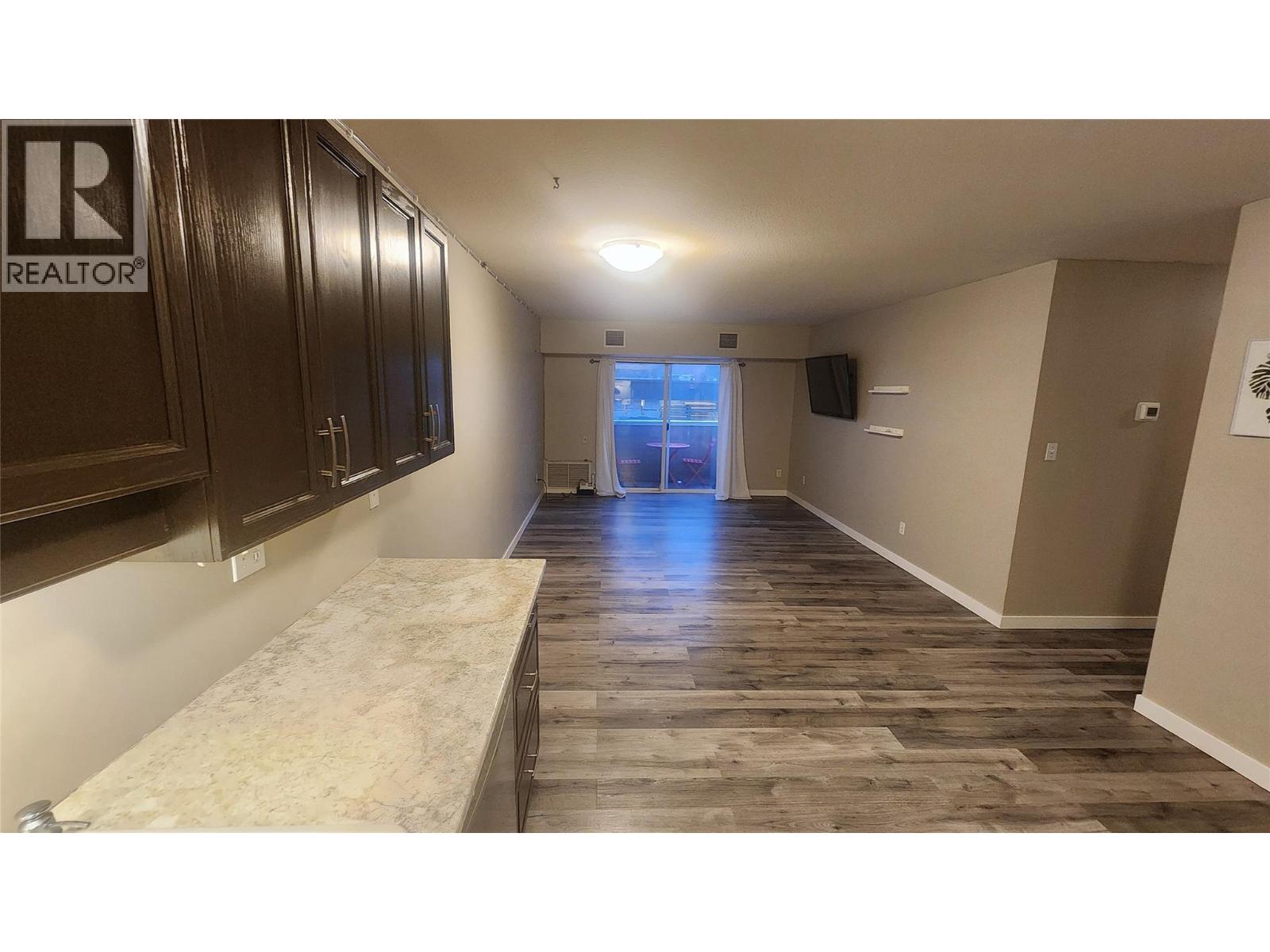 1295 12th Street Unit# 206, Kamloops