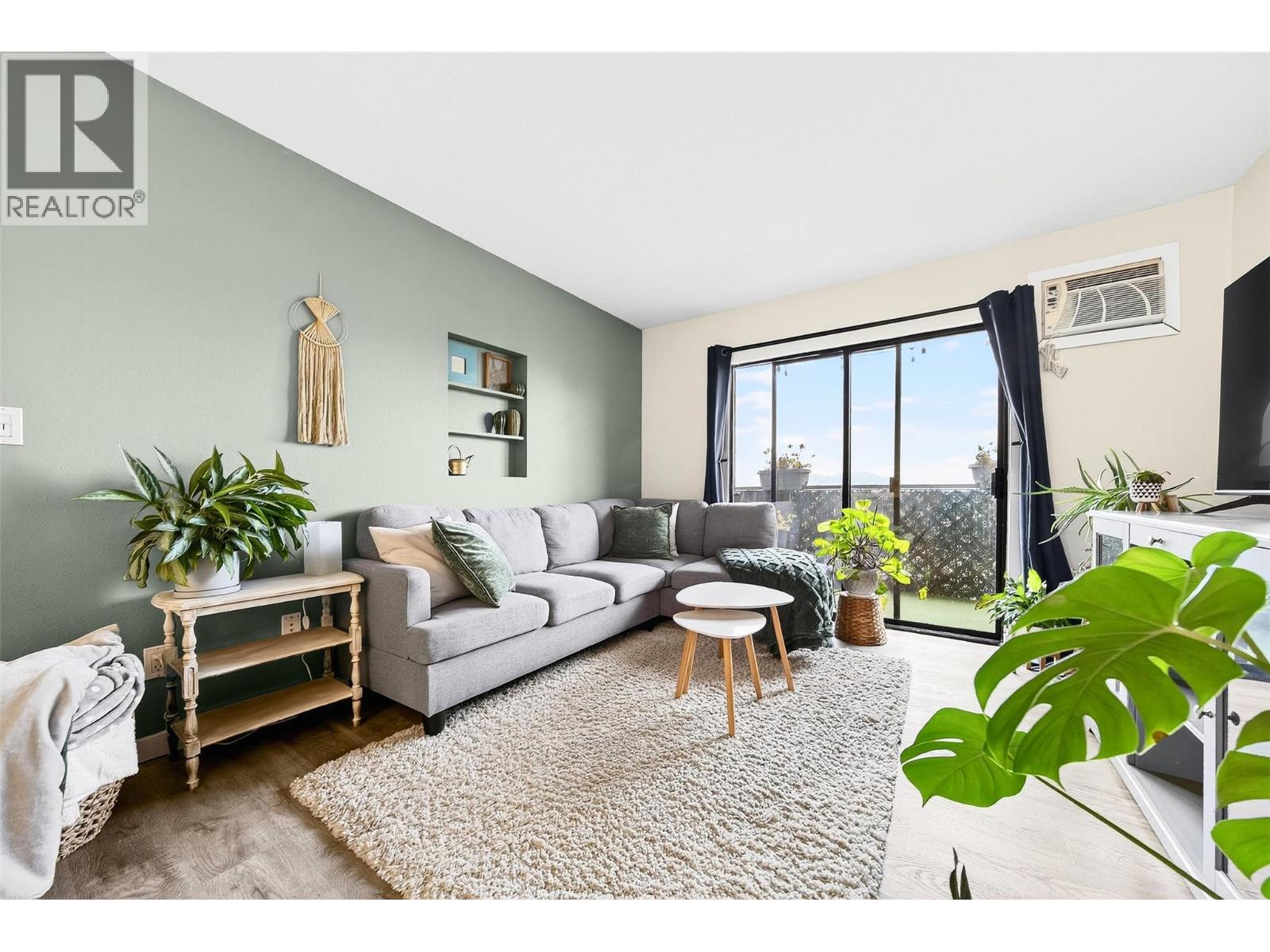 555 DALGLEISH Drive Unit# 209, Kamloops