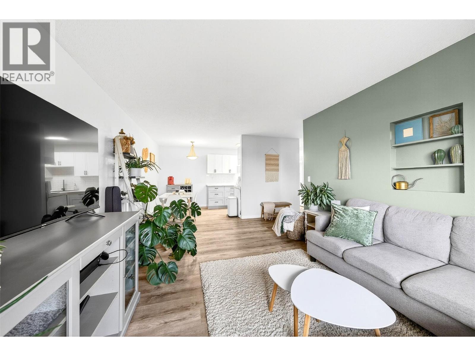 555 DALGLEISH Drive Unit# 209, Kamloops