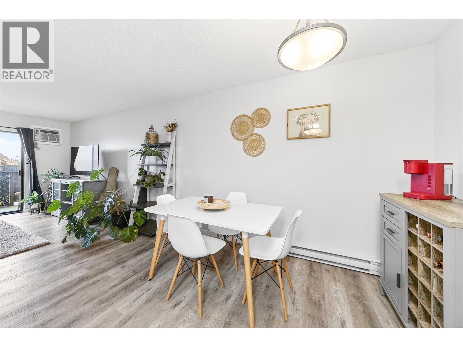 555 DALGLEISH Drive Unit# 209, Kamloops