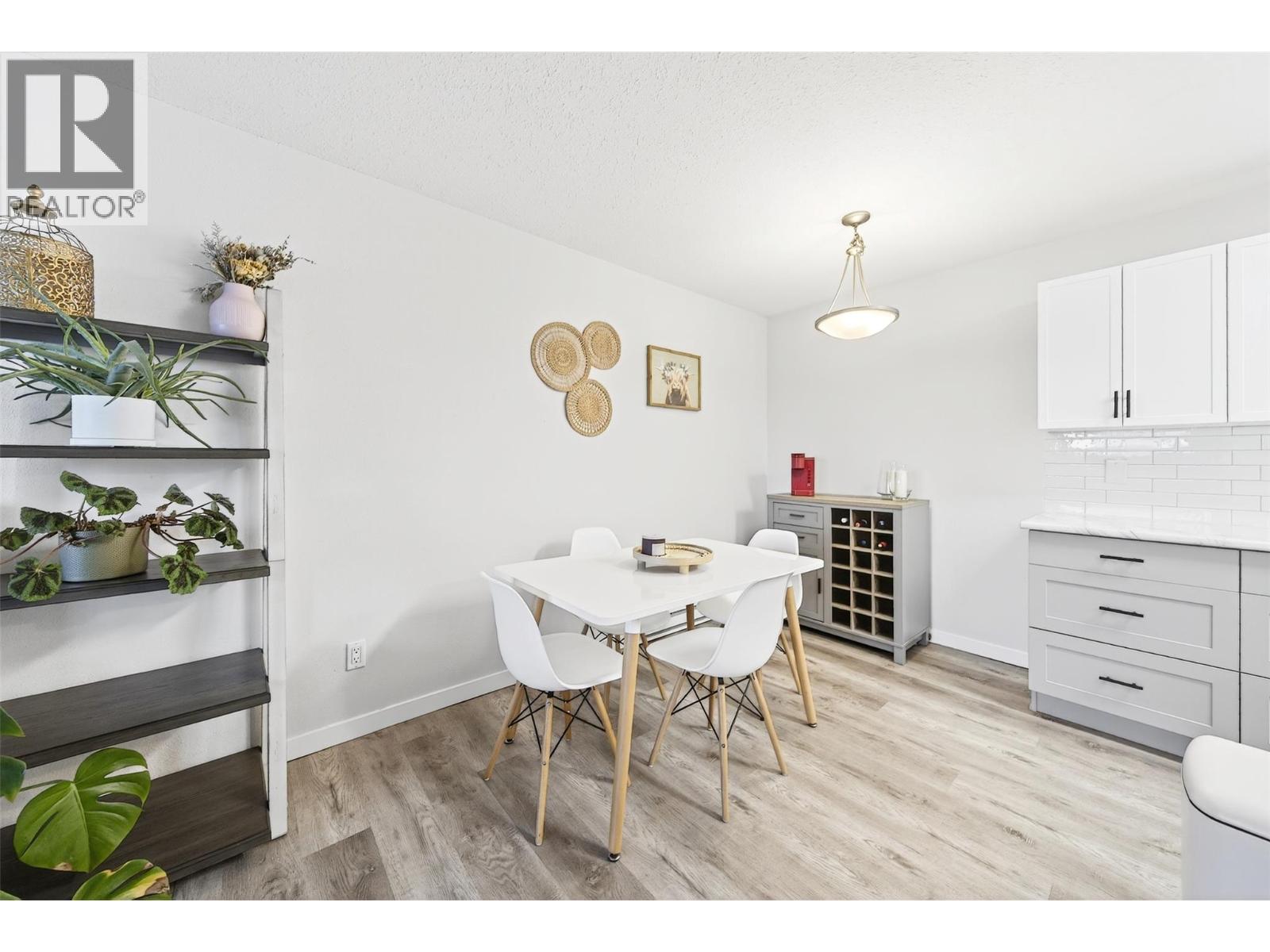 555 DALGLEISH Drive Unit# 209, Kamloops