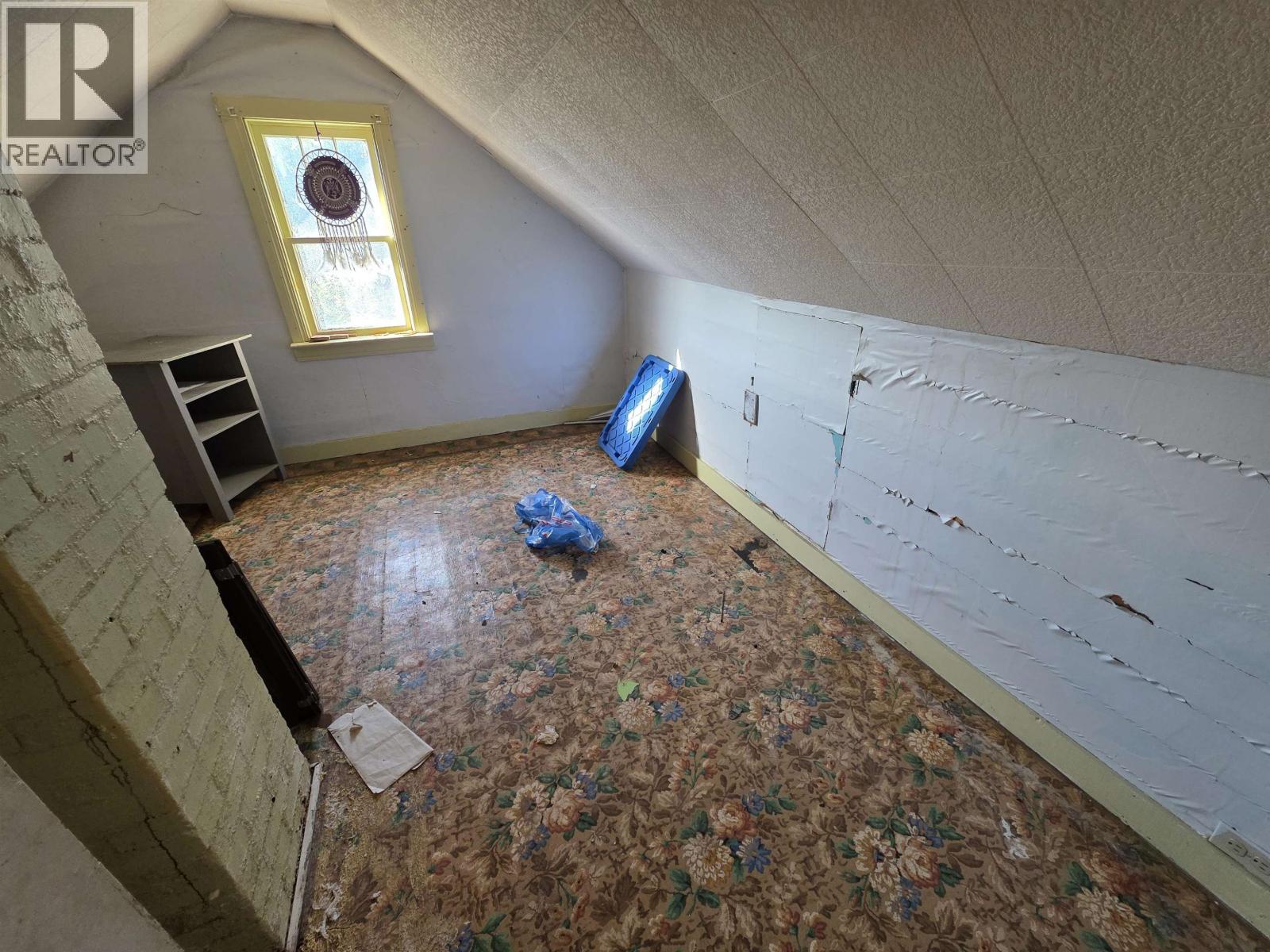 9823 E BIRCH AVENUE, Taylor