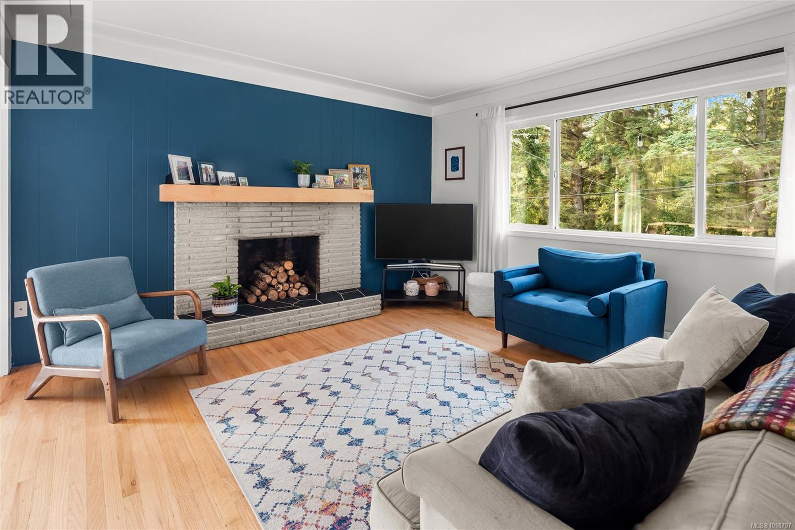 7147 Wright Rd, Sooke