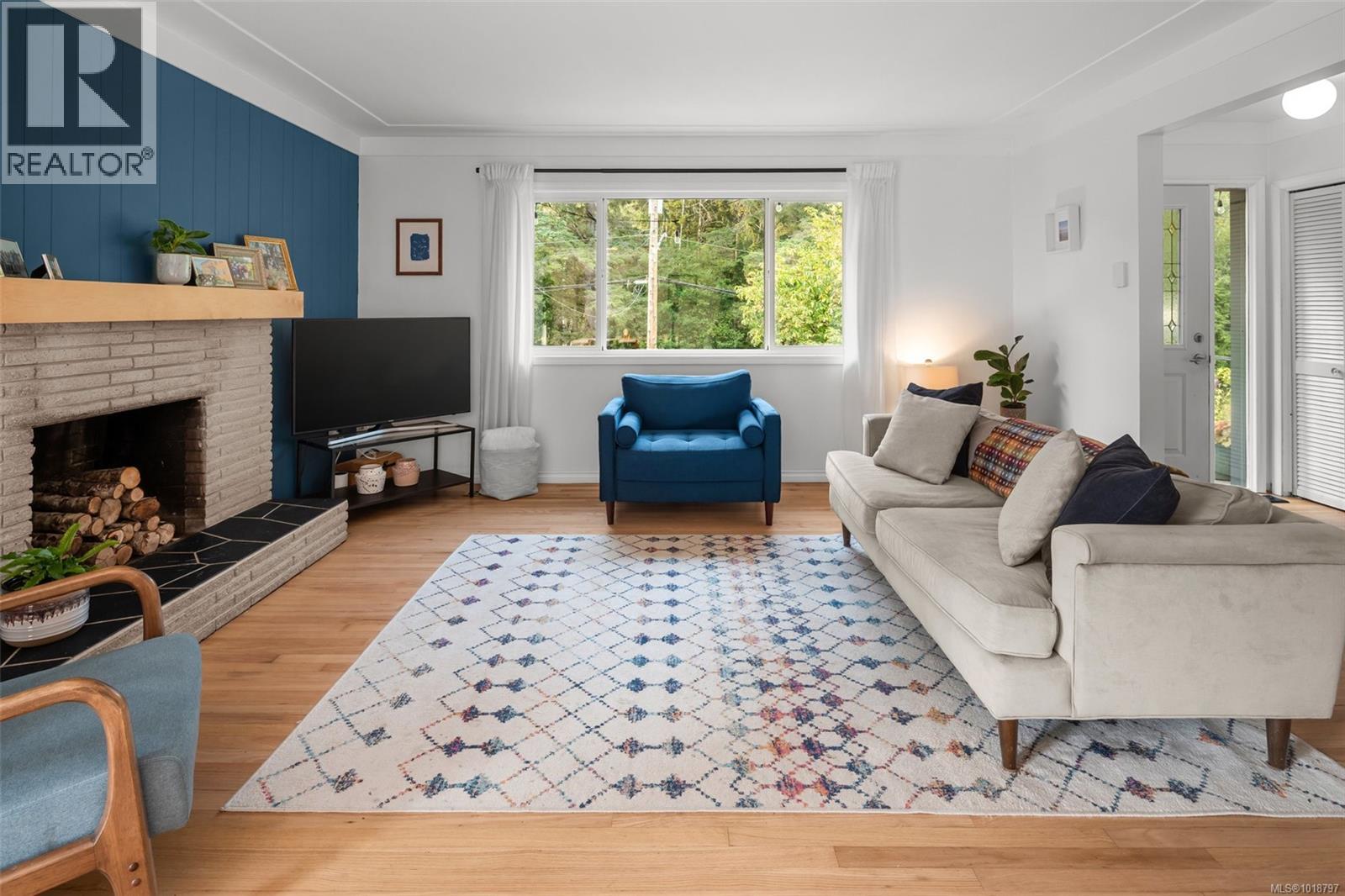 7147 Wright Rd, Sooke