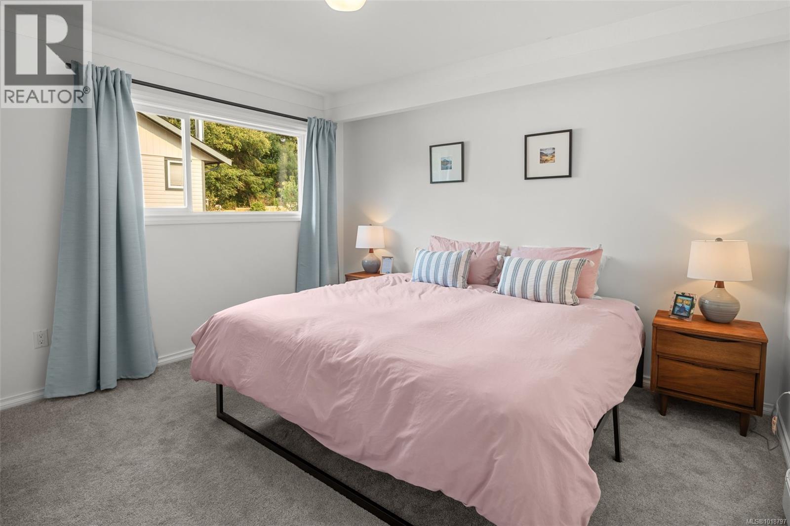 7147 Wright Rd, Sooke