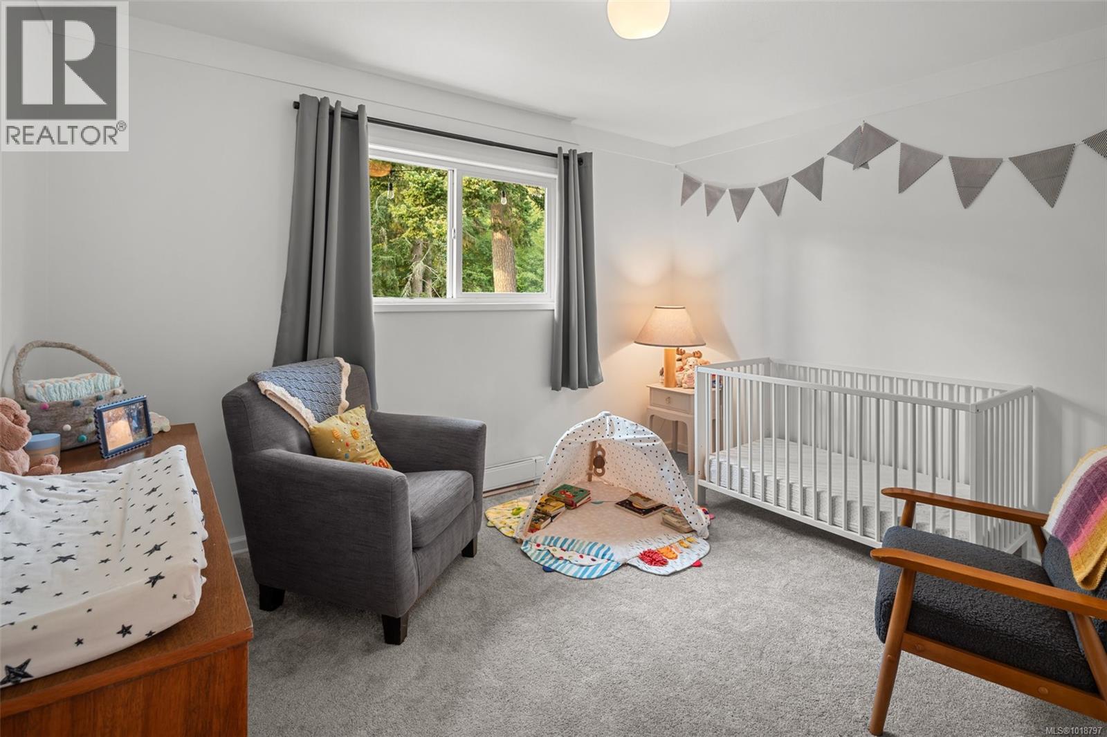 7147 Wright Rd, Sooke