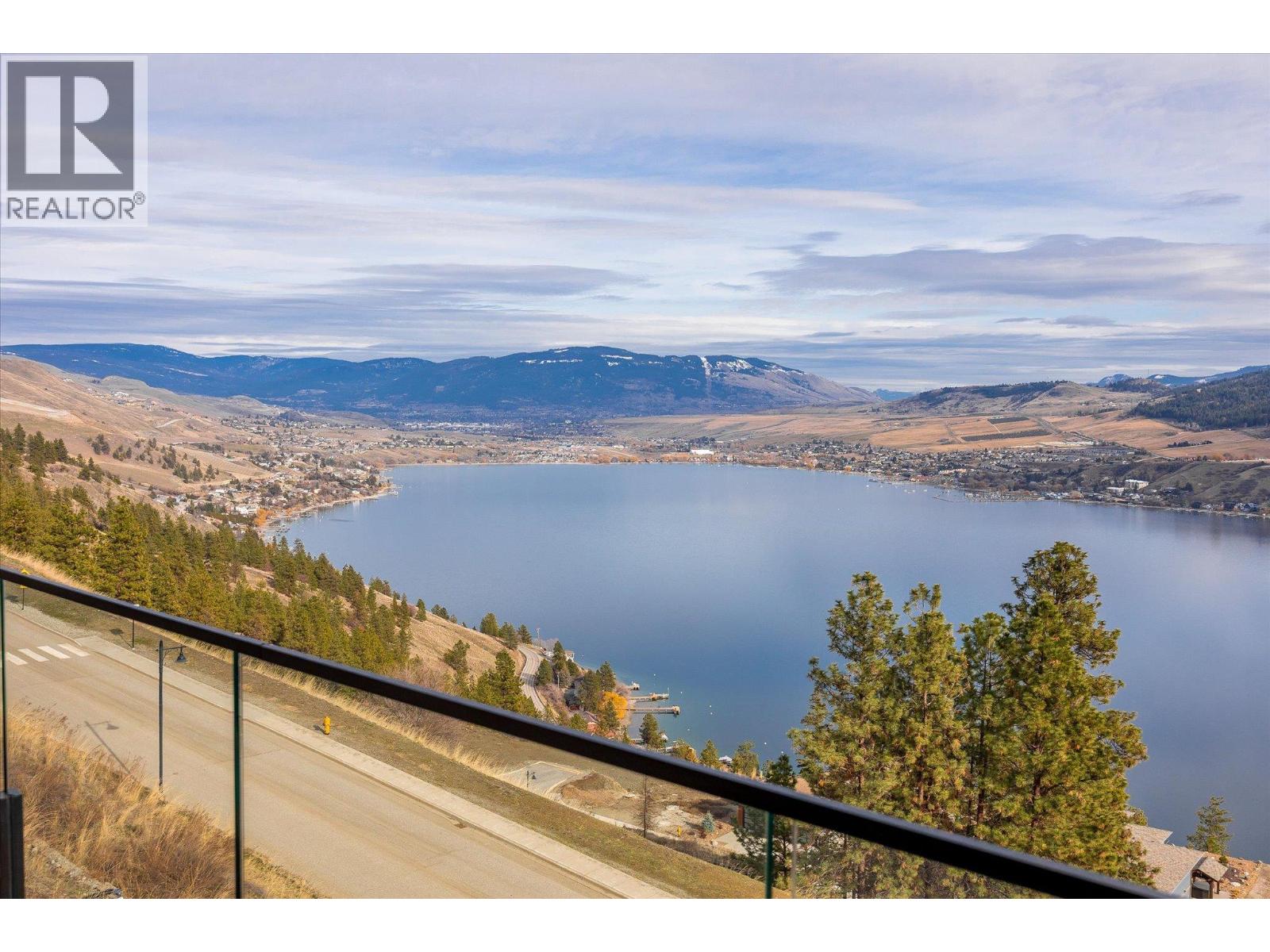 8916 Tavistock Road, Vernon