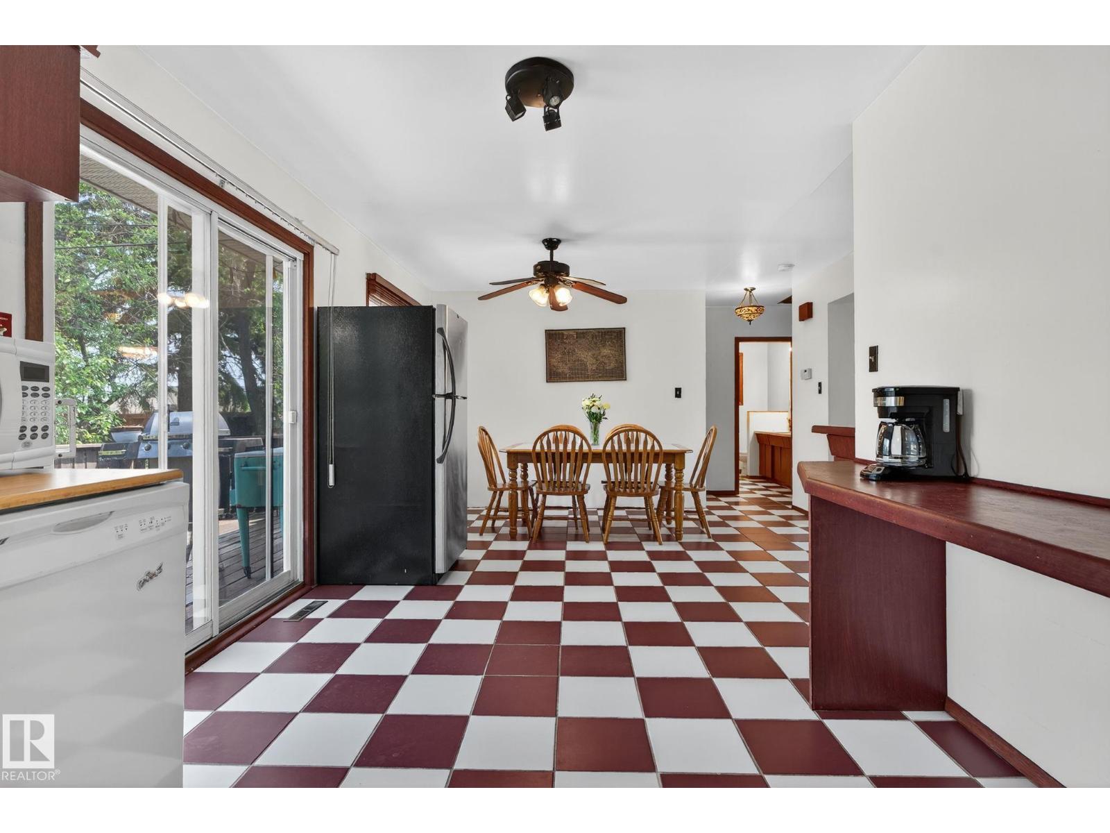 9603 52 ST NW, Edmonton