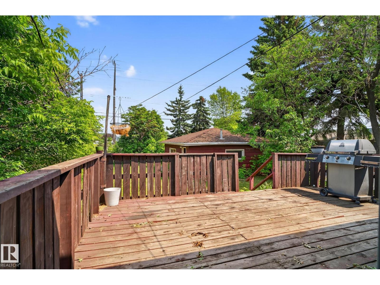 9603 52 ST NW, Edmonton