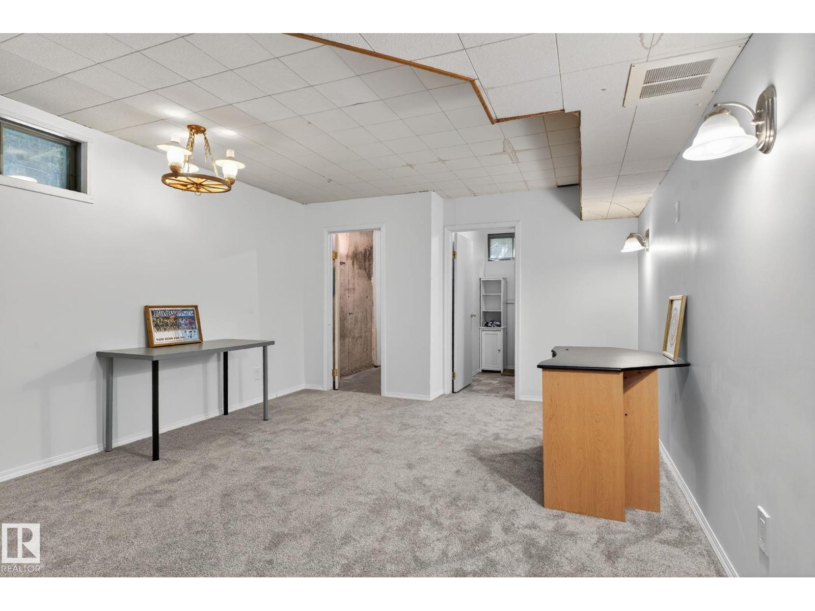 9603 52 ST NW, Edmonton