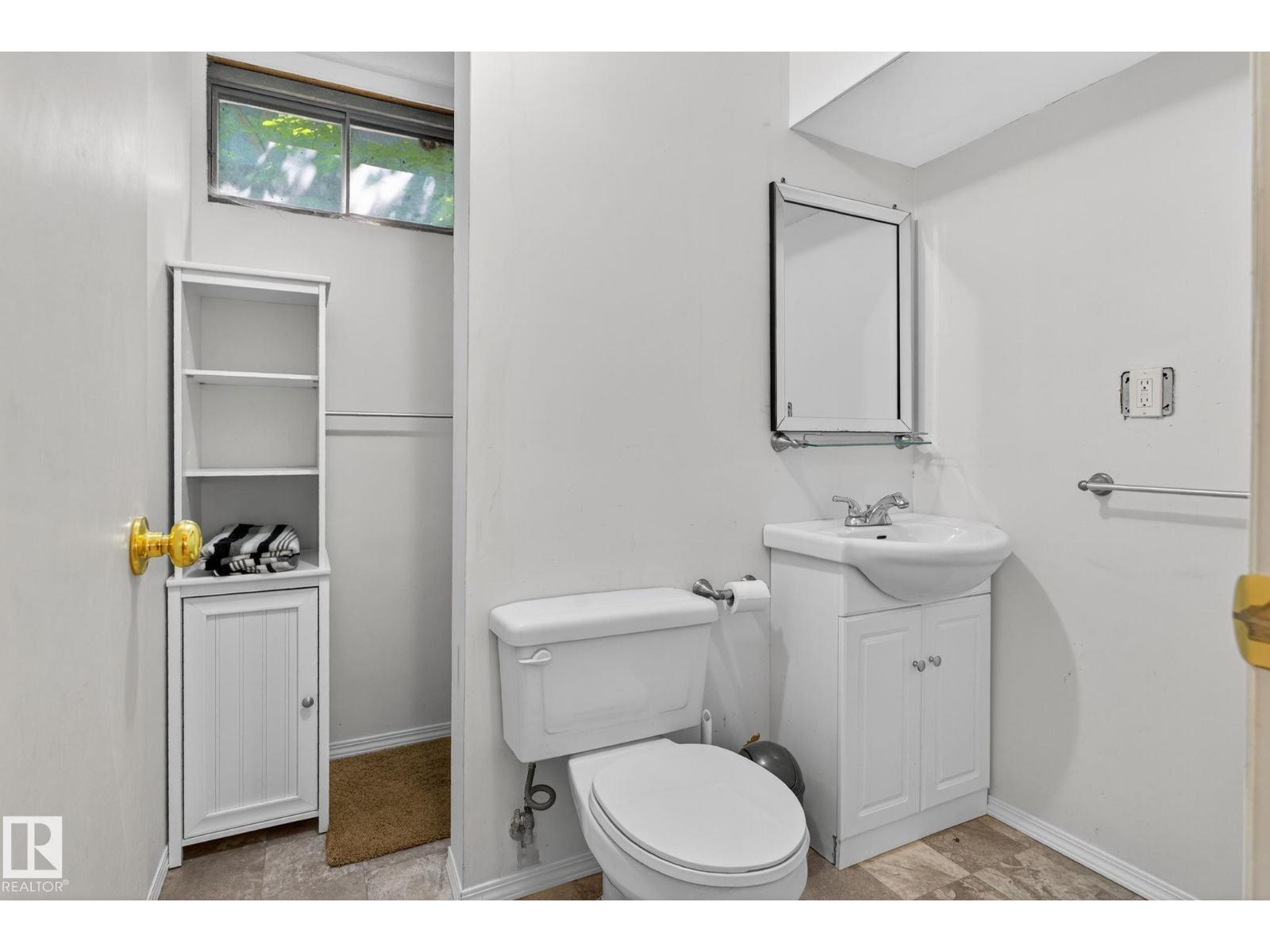 9603 52 ST NW, Edmonton