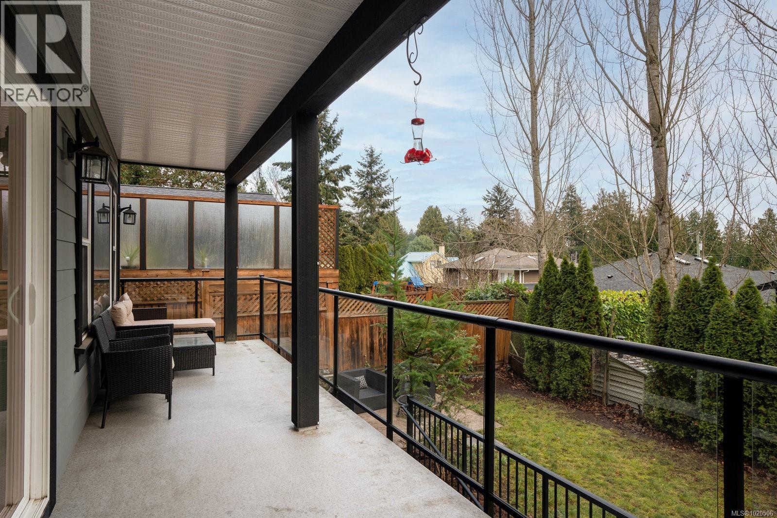  5173 Lochside Drive, Saanich