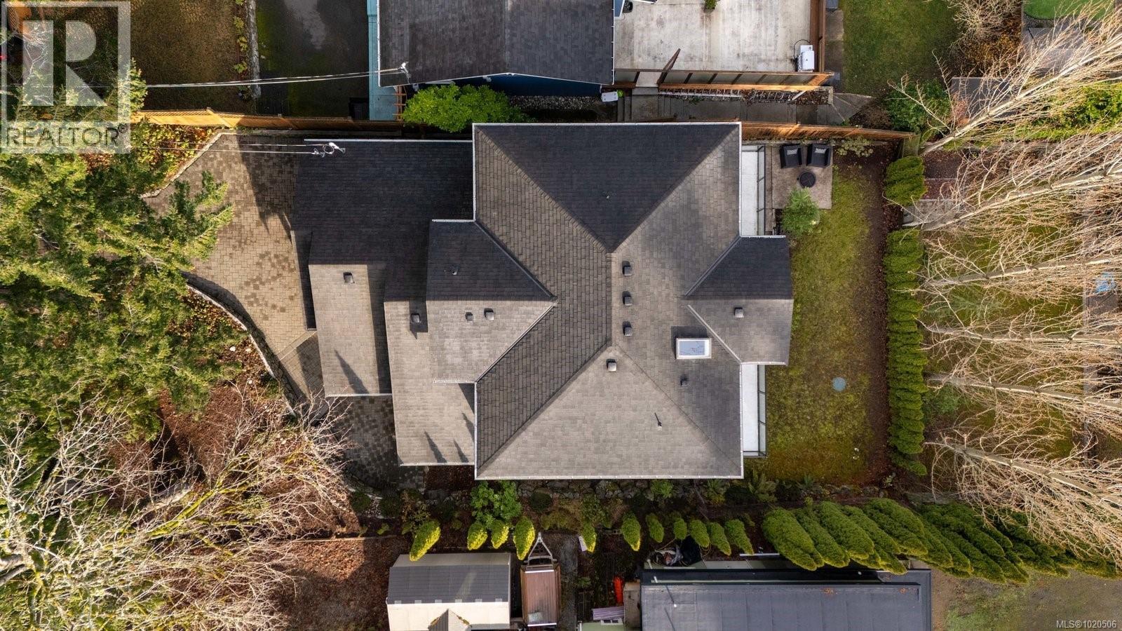  5173 Lochside Drive, Saanich