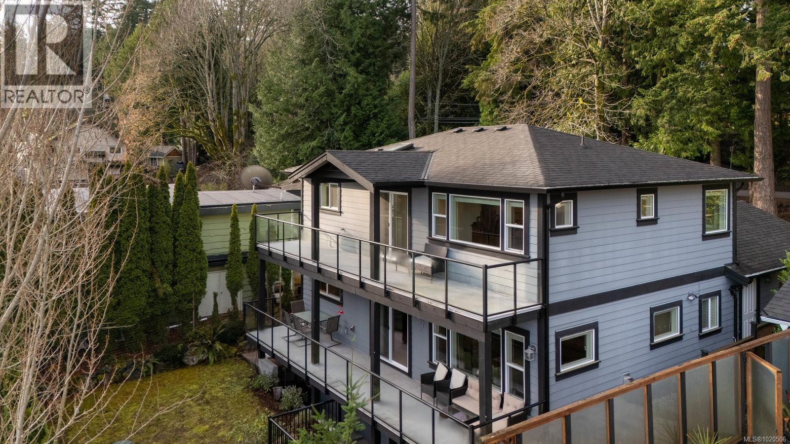  5173 Lochside Drive, Saanich