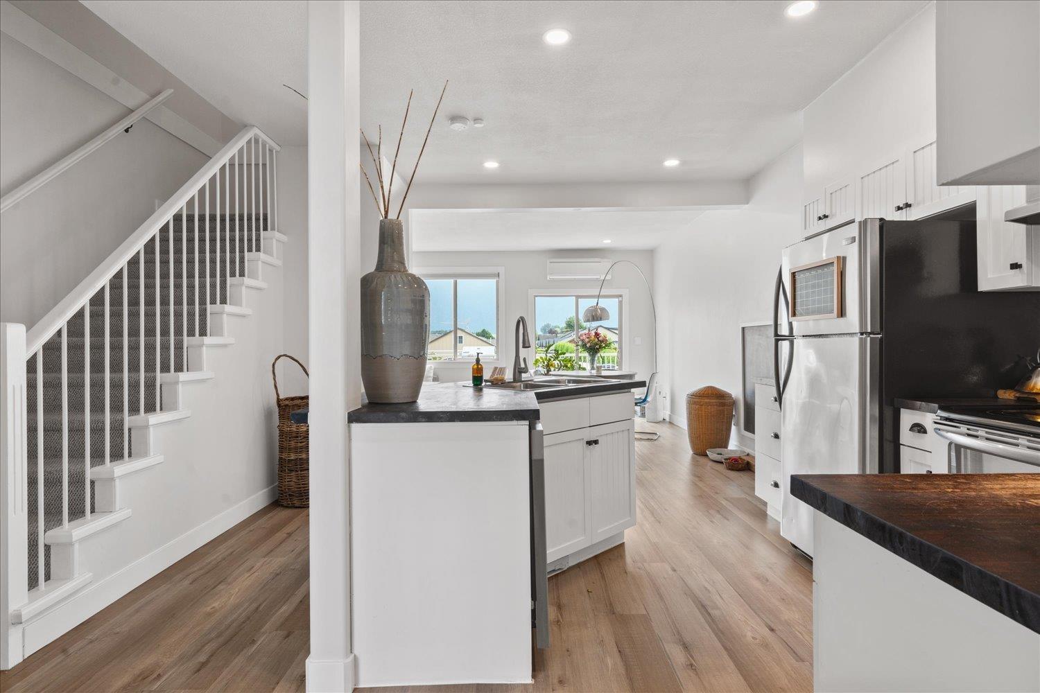 1 1802 HEATH ROAD, Agassiz, Agassiz