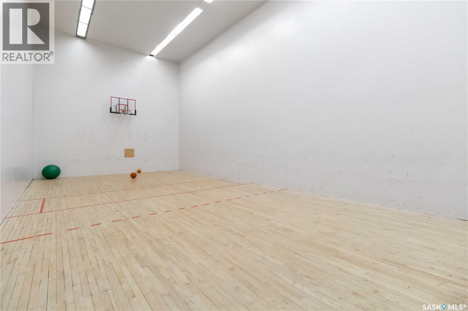 Single Family House Low rise for Sale in  D  McKercher DRIVE Saskatoon 