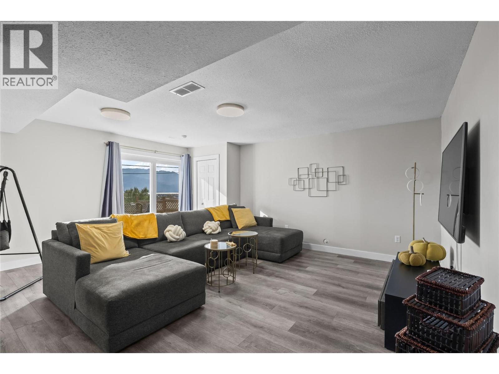 1132 2440 Old Okanagan Highway, Westbank