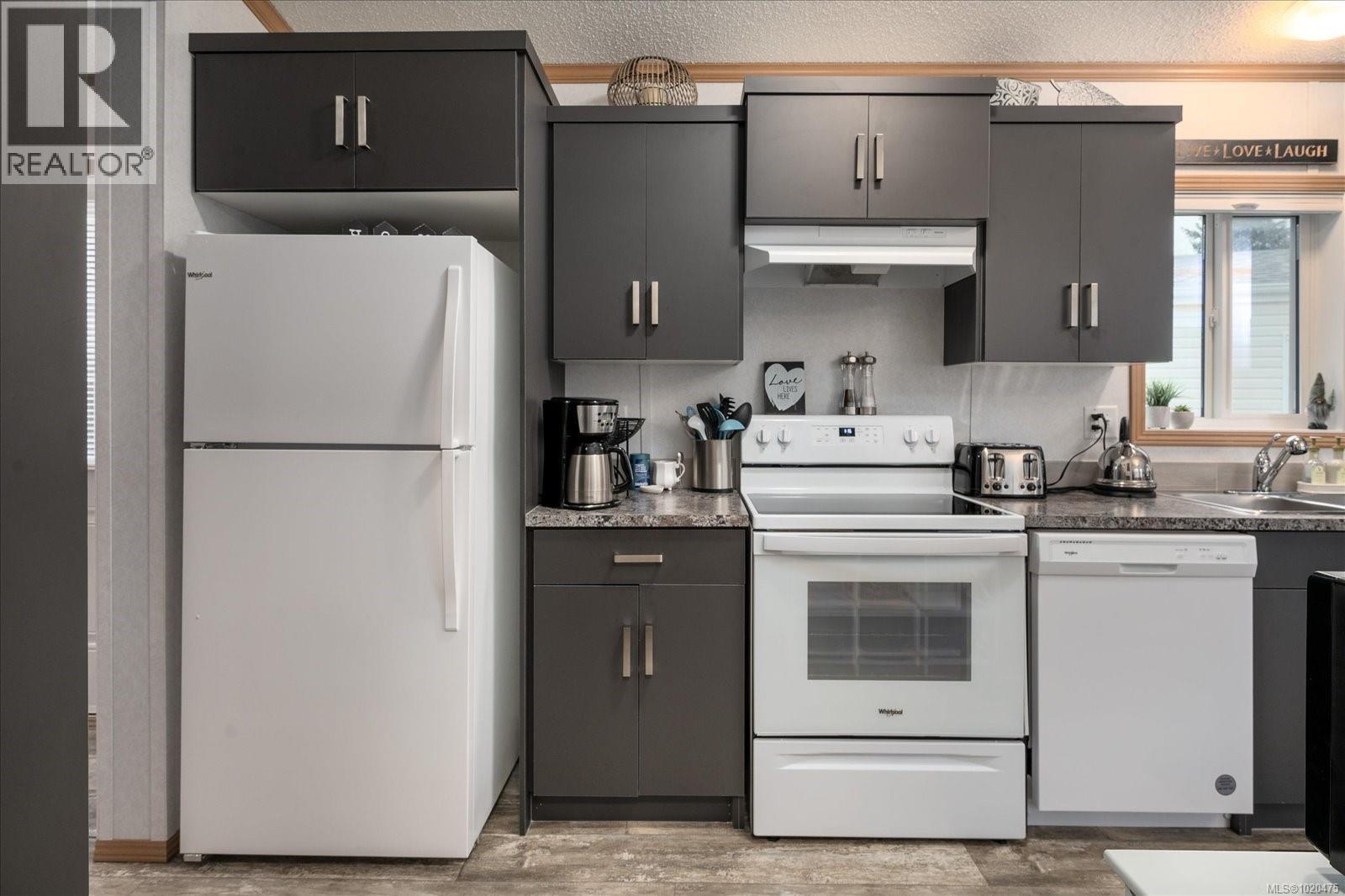 #11 6820 PARKLANDS PL - 10