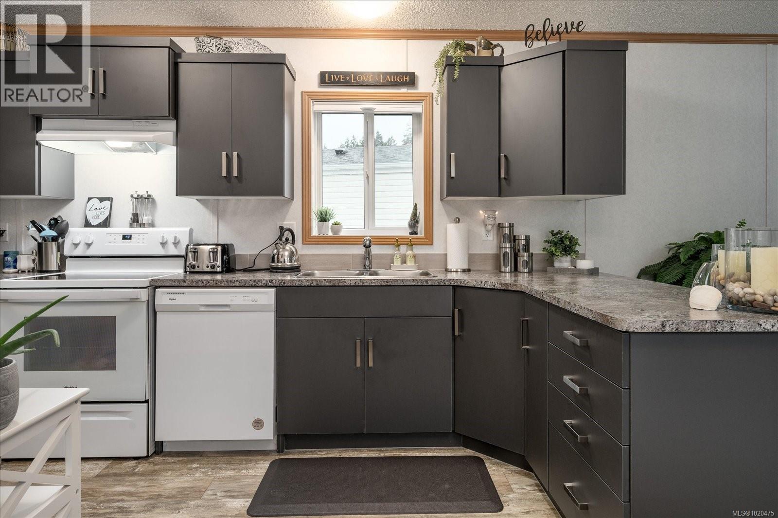 #11 6820 PARKLANDS PL - 8