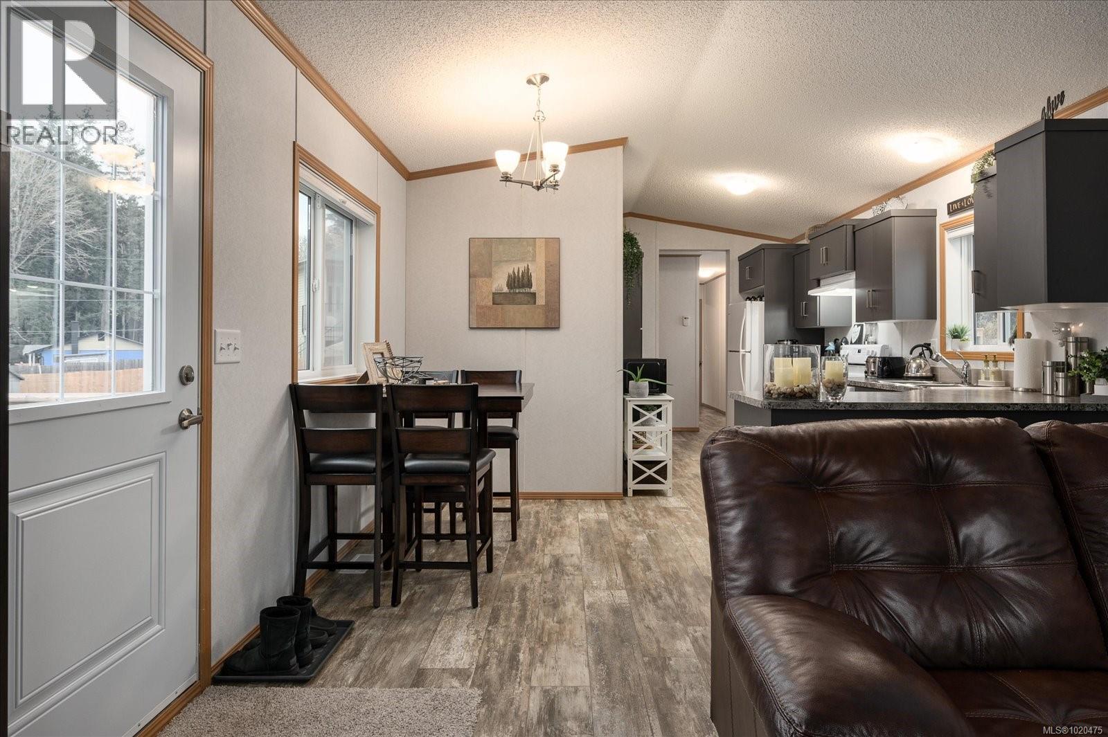 #11 6820 PARKLANDS PL - 7