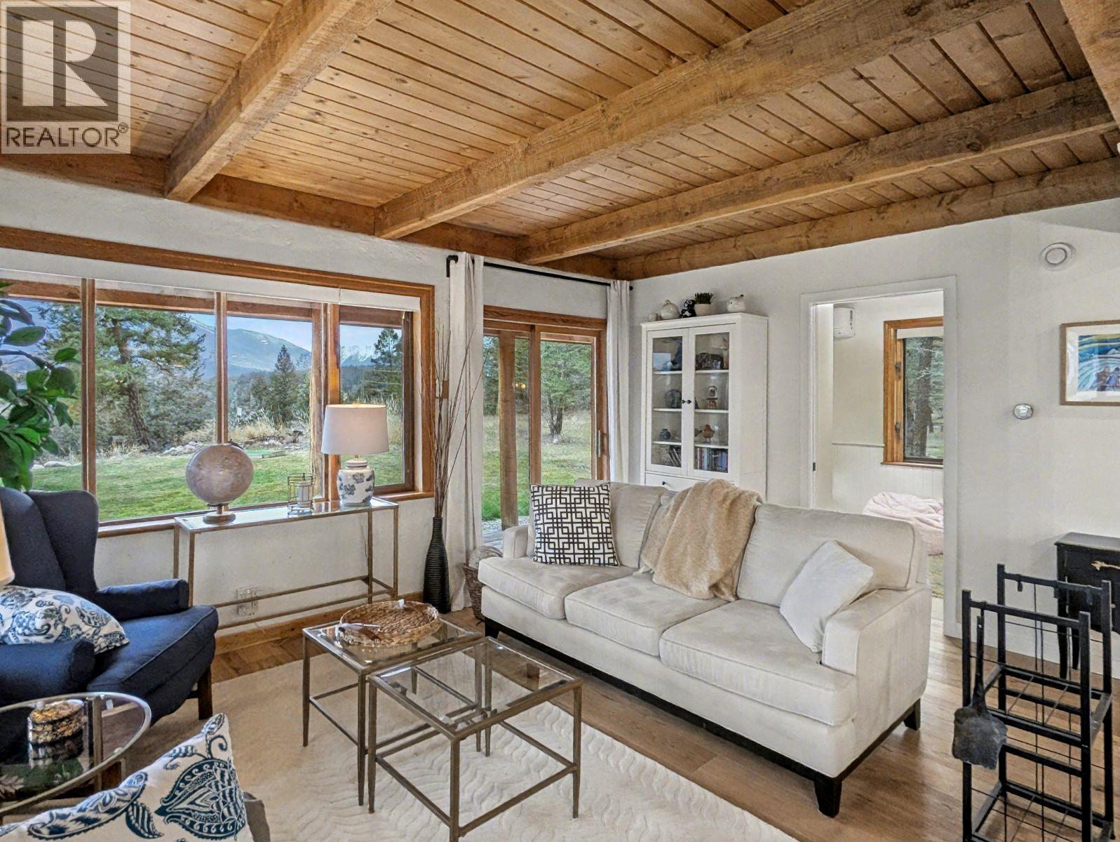 3941 HOULGRAVE Road, Invermere