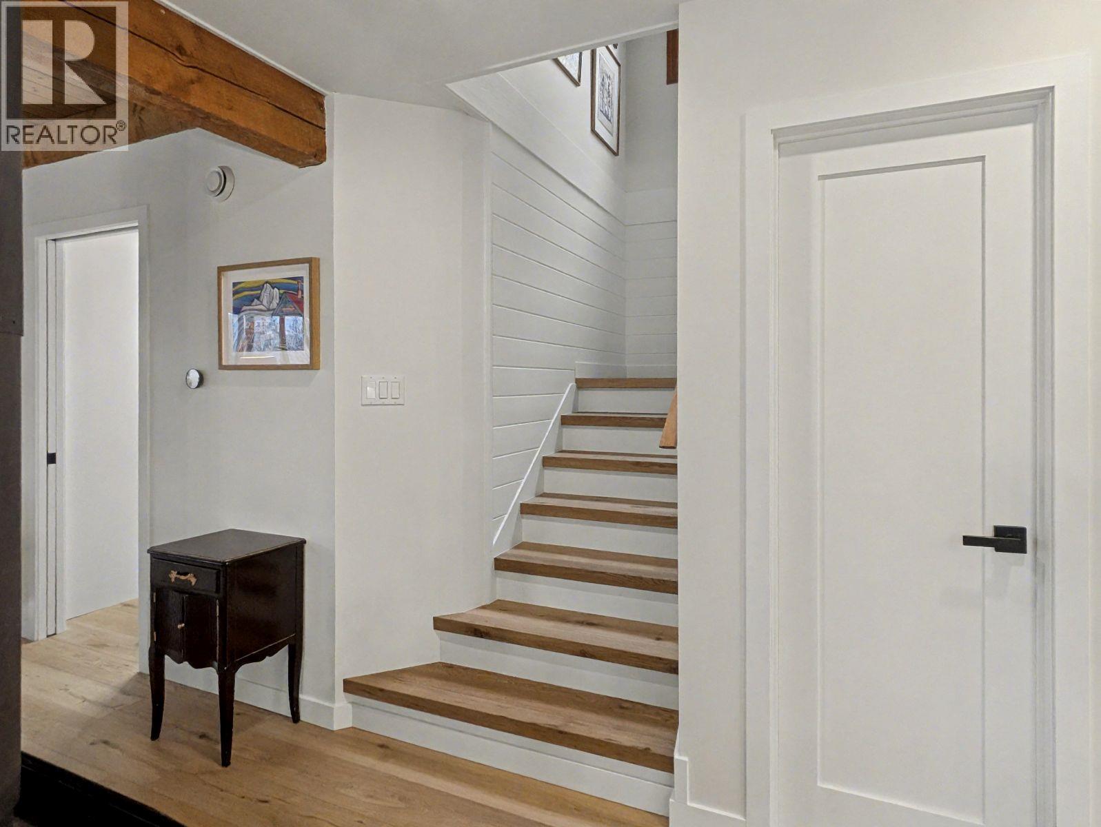 3941 HOULGRAVE Road, Invermere