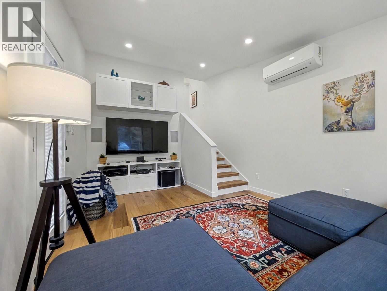 3941 HOULGRAVE Road, Invermere