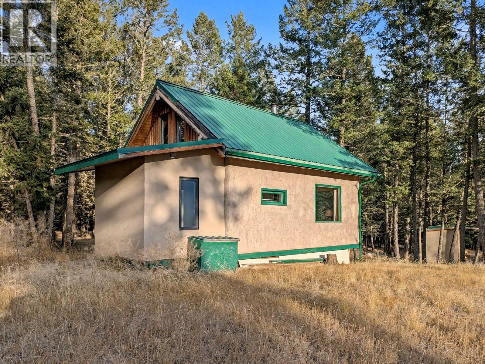 3941 HOULGRAVE Road, Invermere