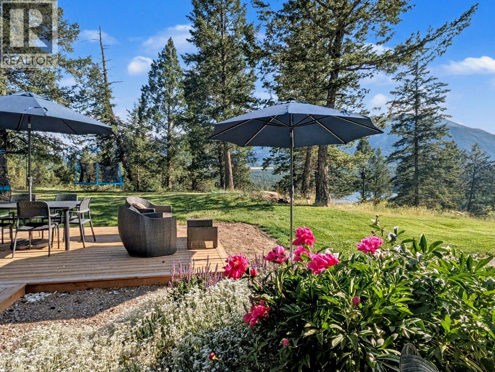 3941 HOULGRAVE Road, Invermere