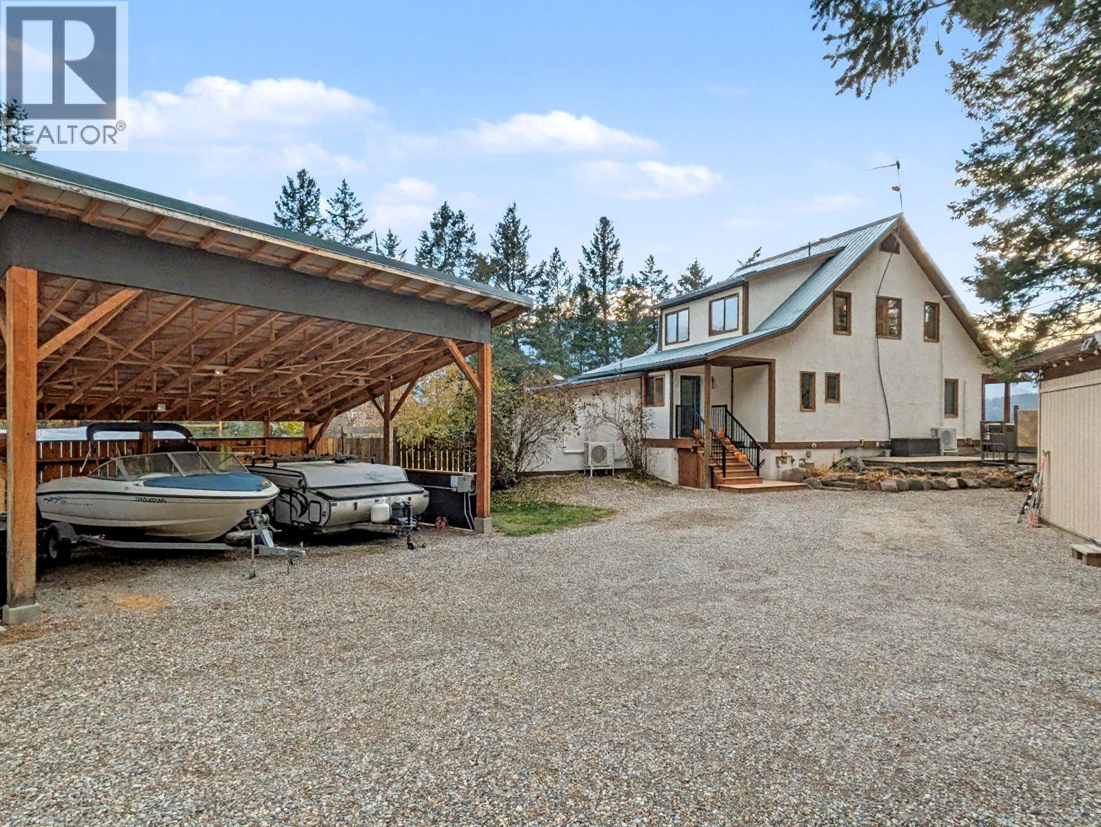 3941 HOULGRAVE Road, Invermere