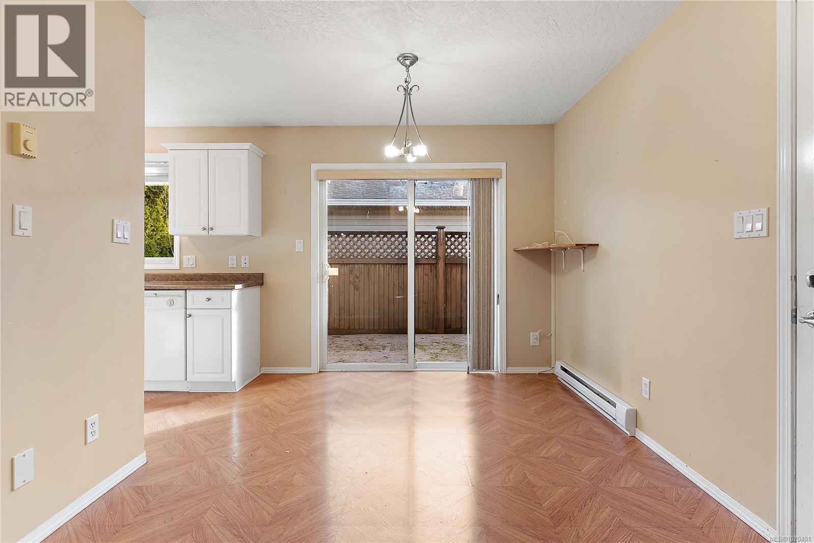 68 7570 Tetayut Rd, Central Saanich