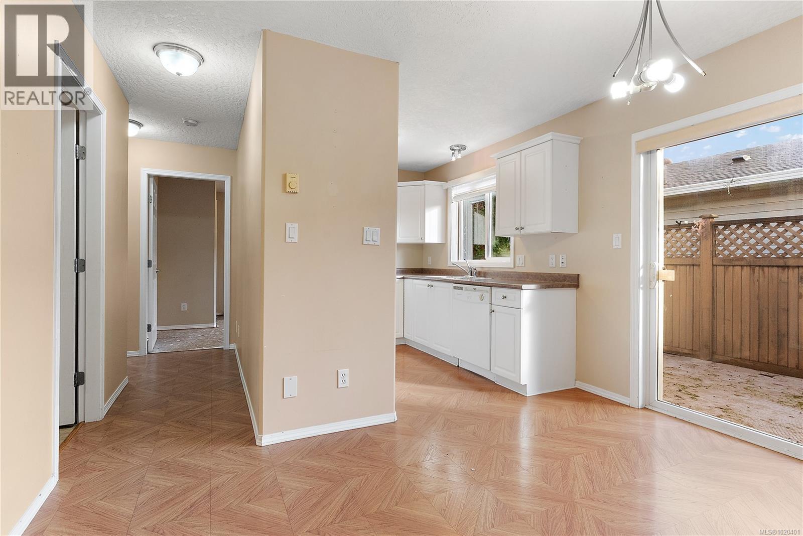 68 7570 Tetayut Rd, Central Saanich