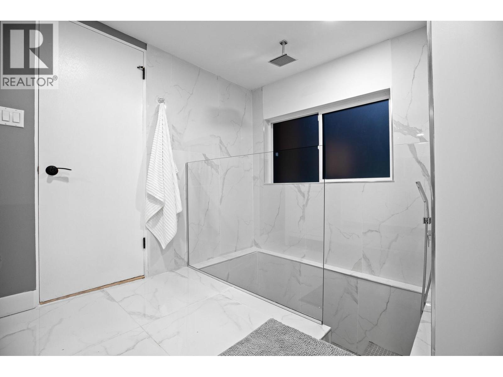 530 HADDEN DRIVE, West Vancouver