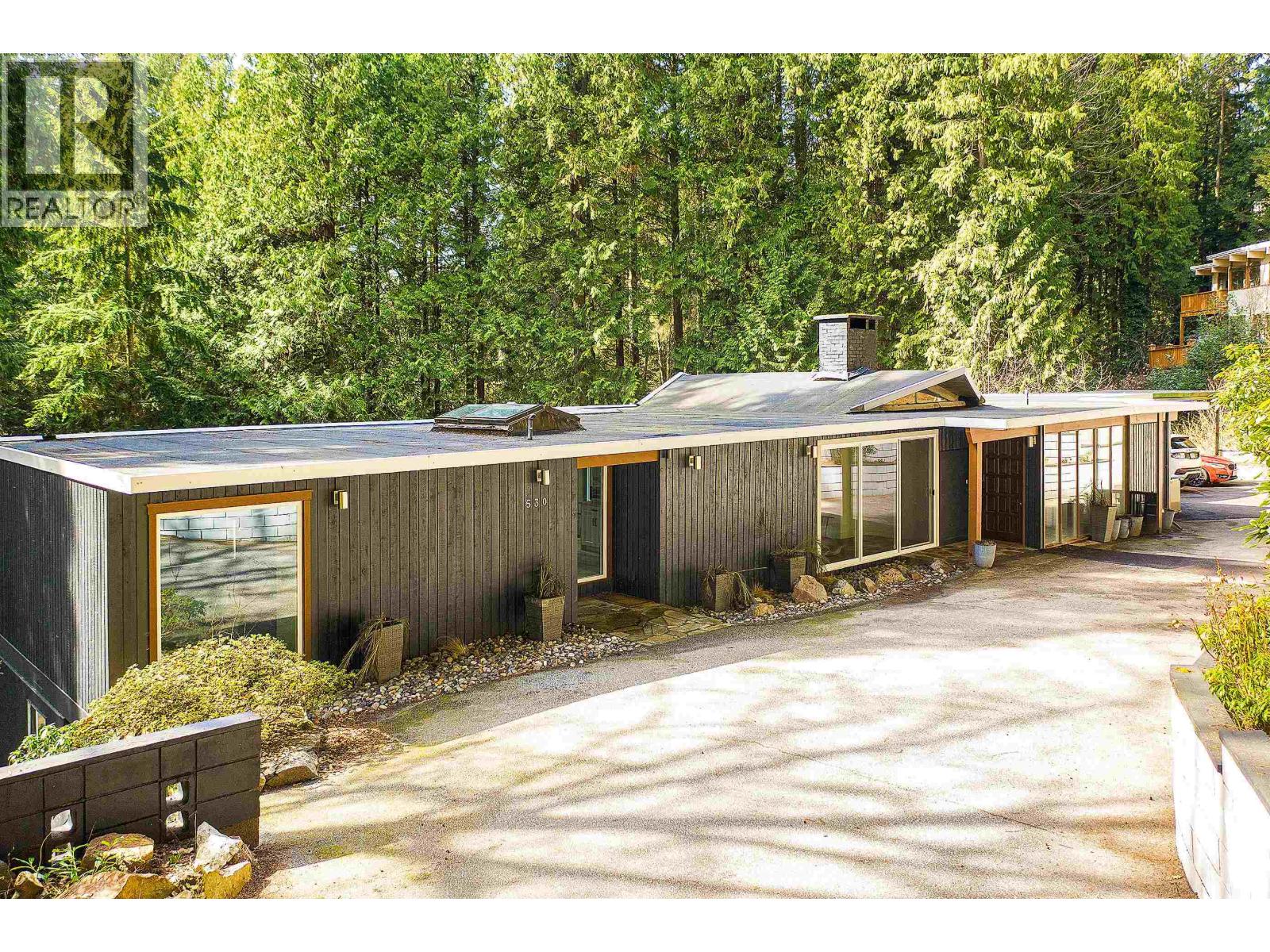 530 HADDEN DRIVE, West Vancouver