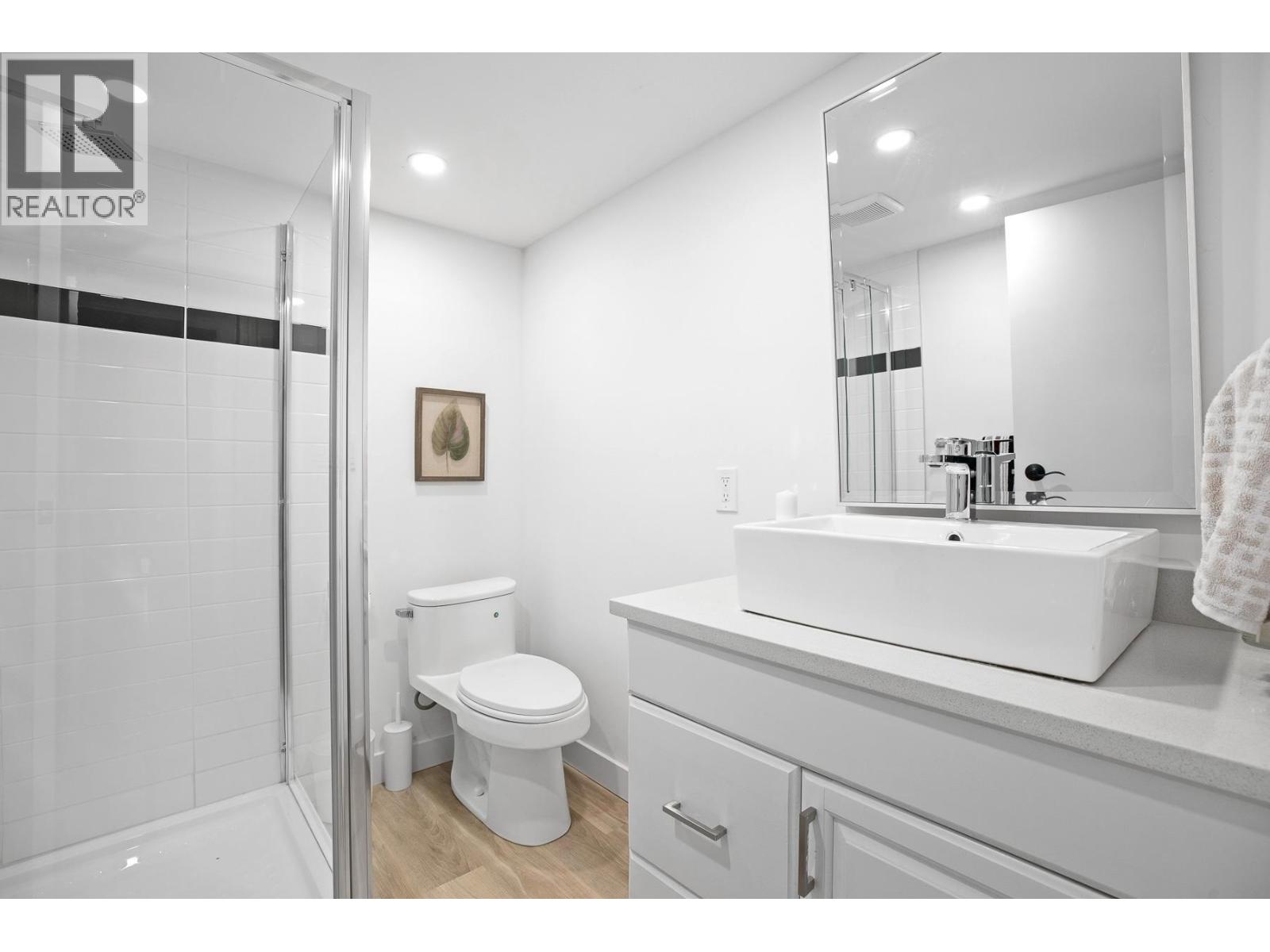 530 HADDEN DRIVE, West Vancouver