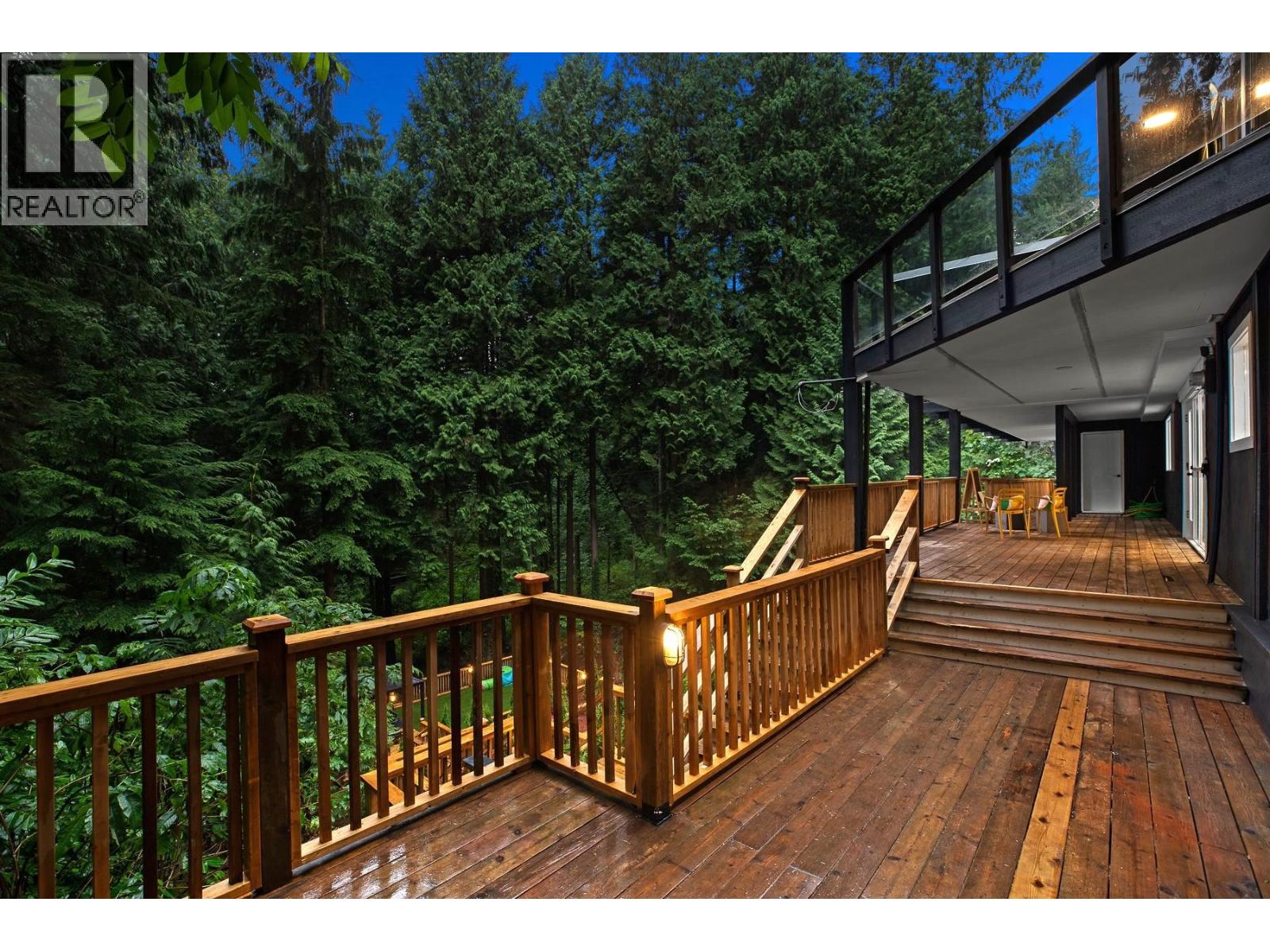 530 HADDEN DRIVE, West Vancouver