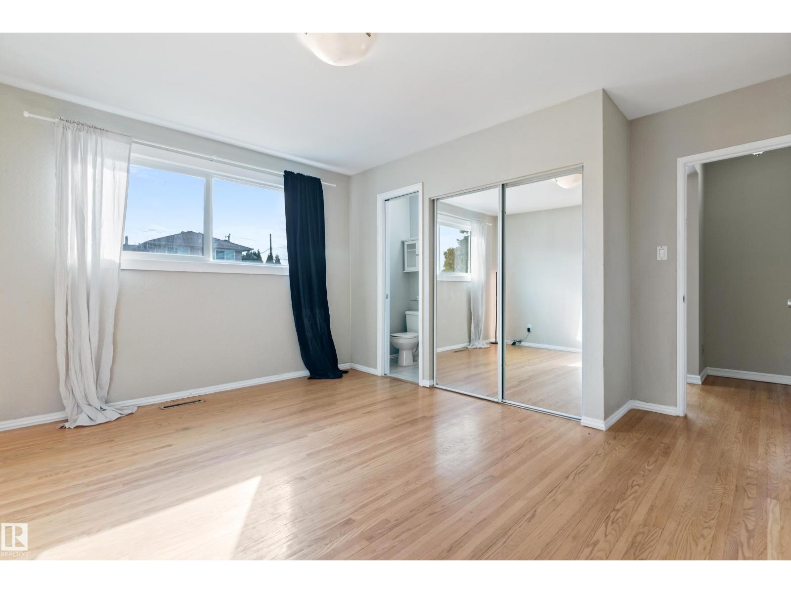 7104 95 AV NW, Edmonton