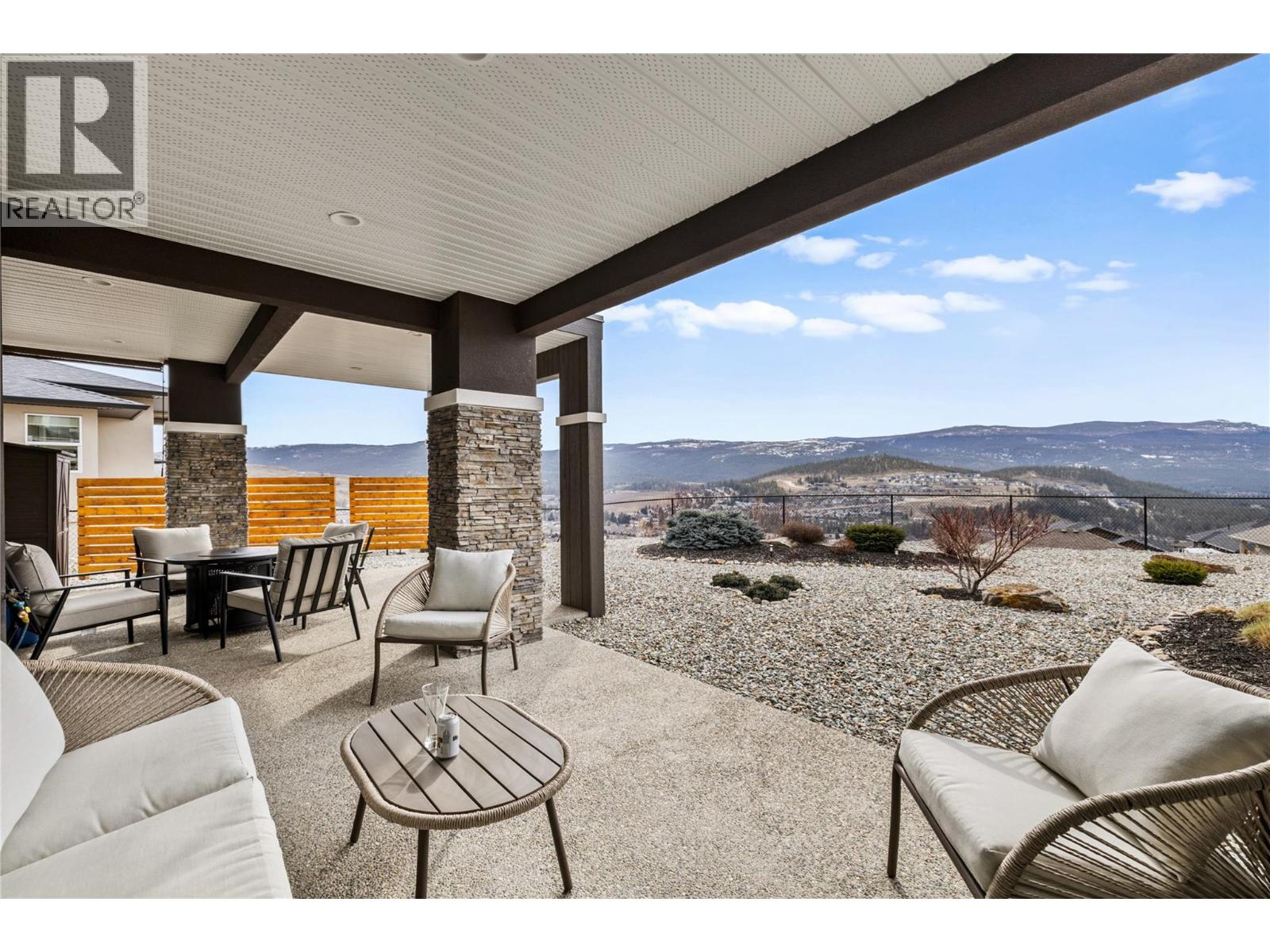  1376 Mine Hill Drive, Kelowna