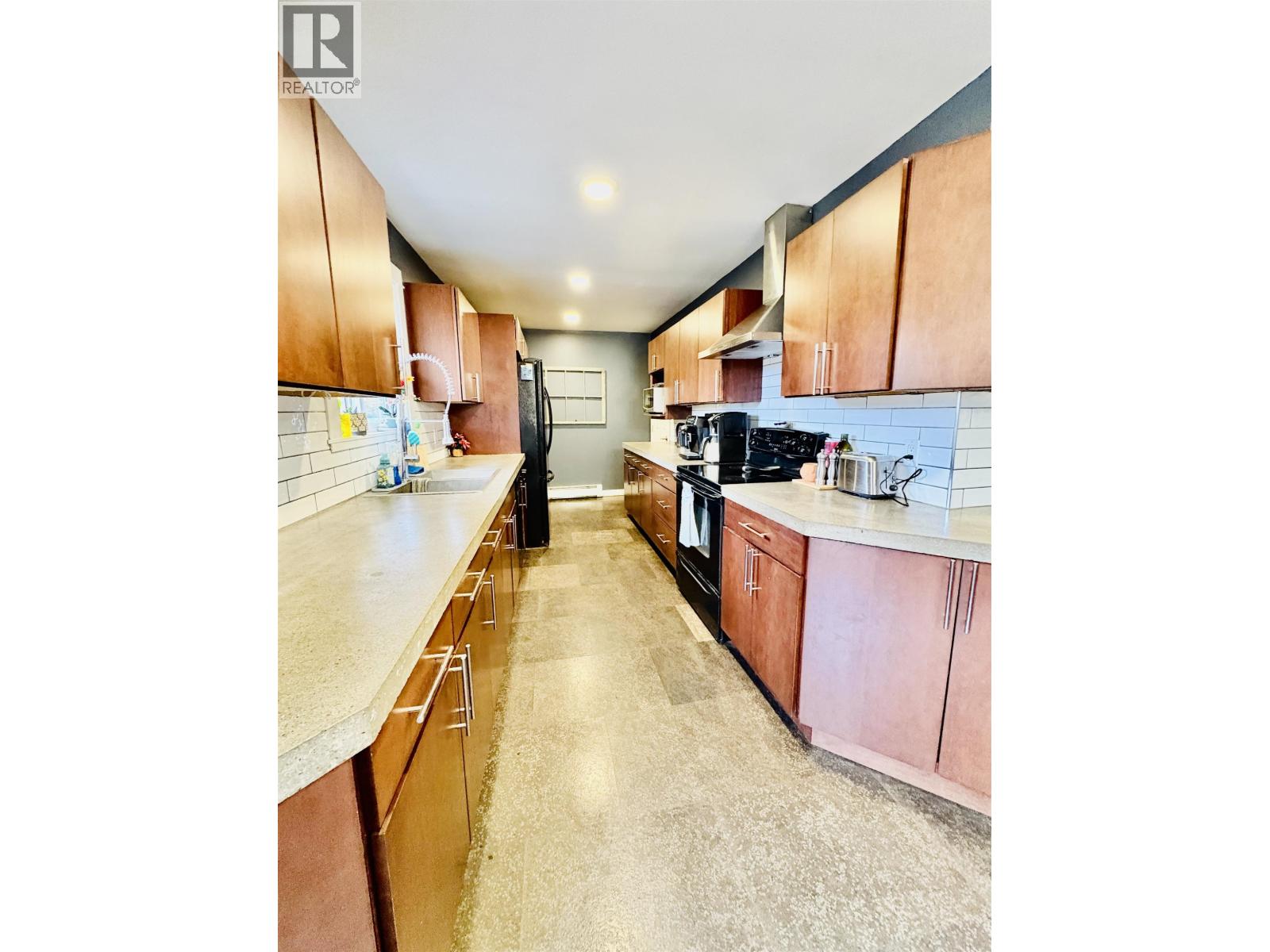 4706 SOUCIE AVENUE, Terrace